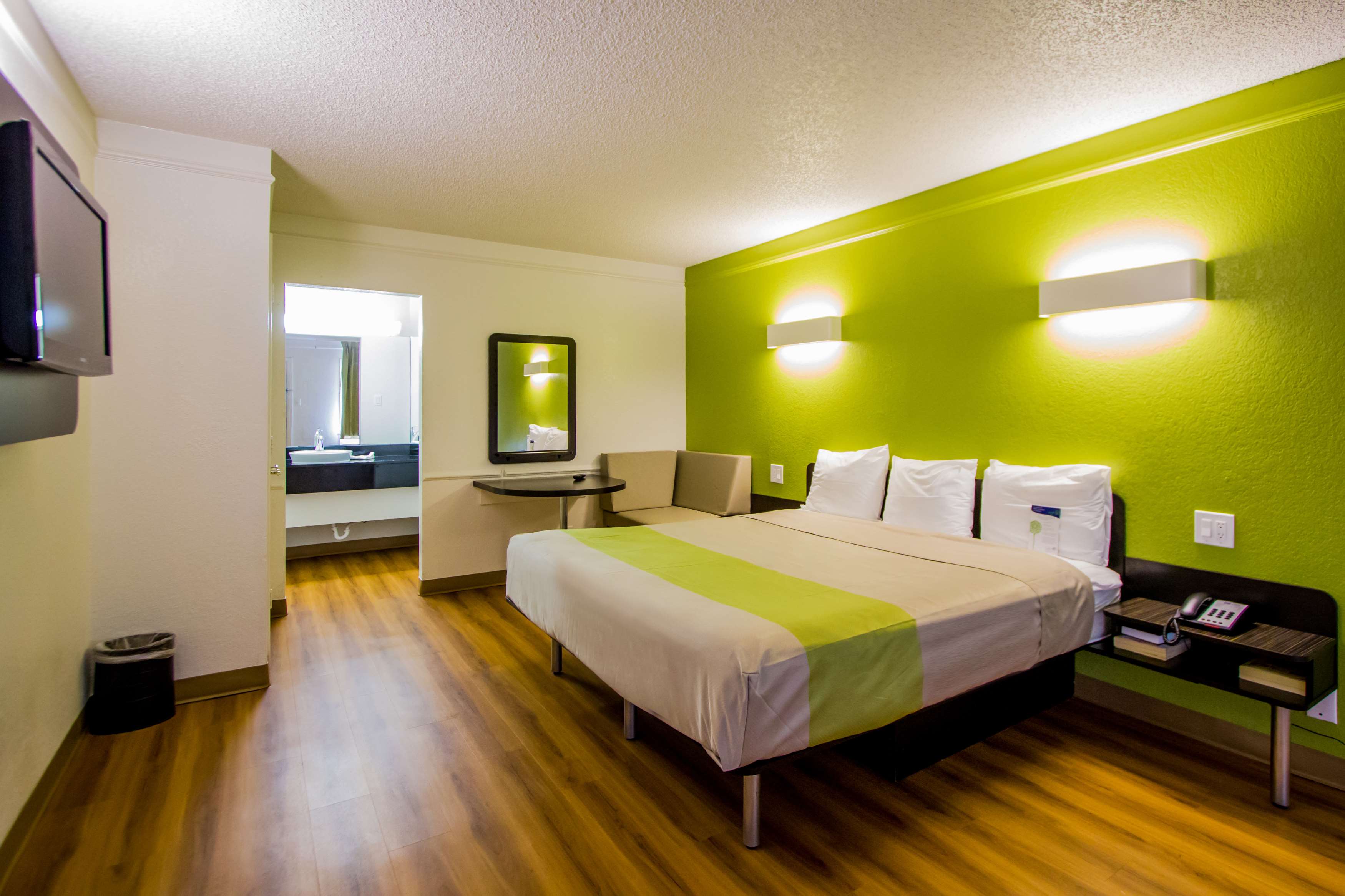Motel 6 Austin - Midtown