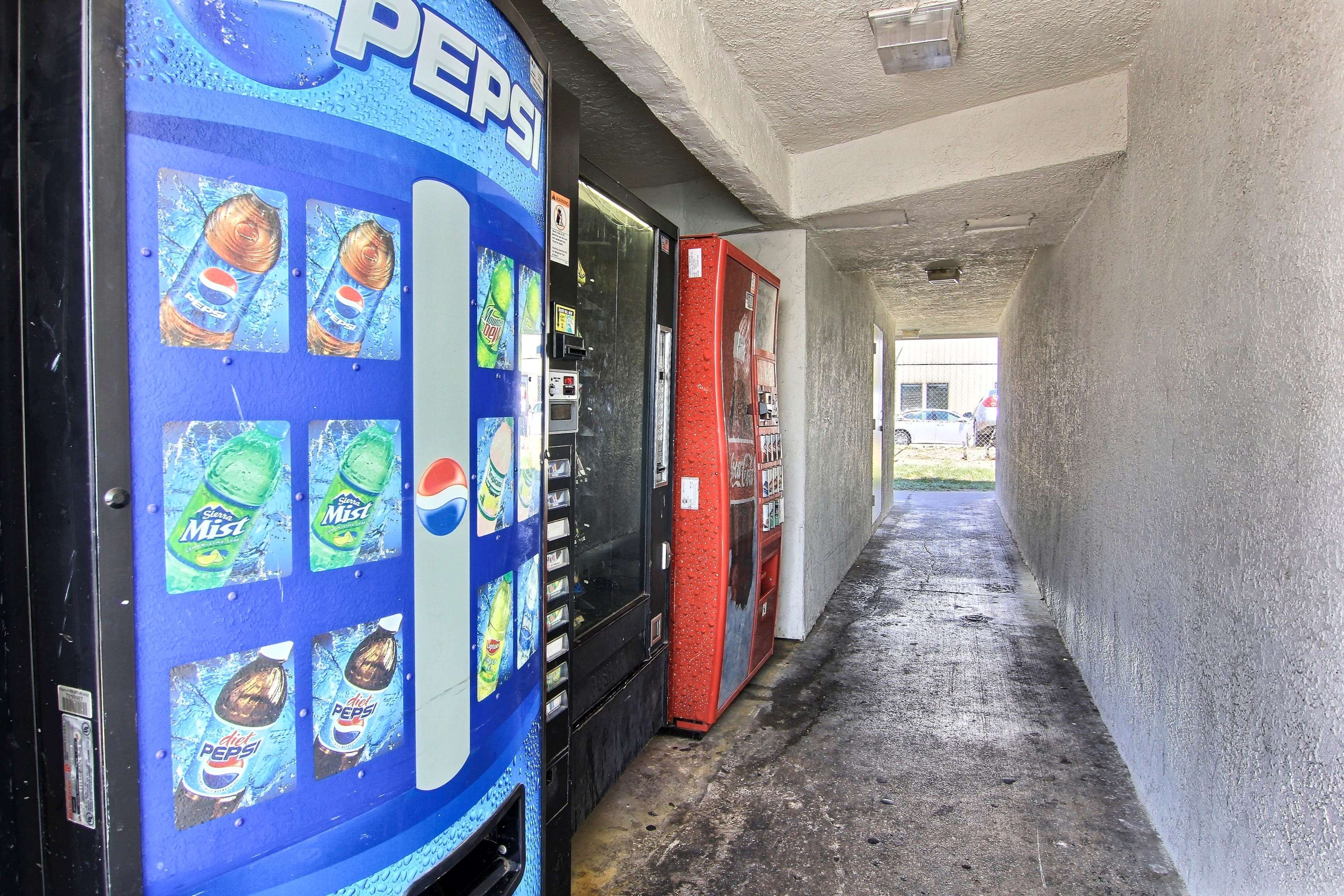 Motel 6 Austin Central - North