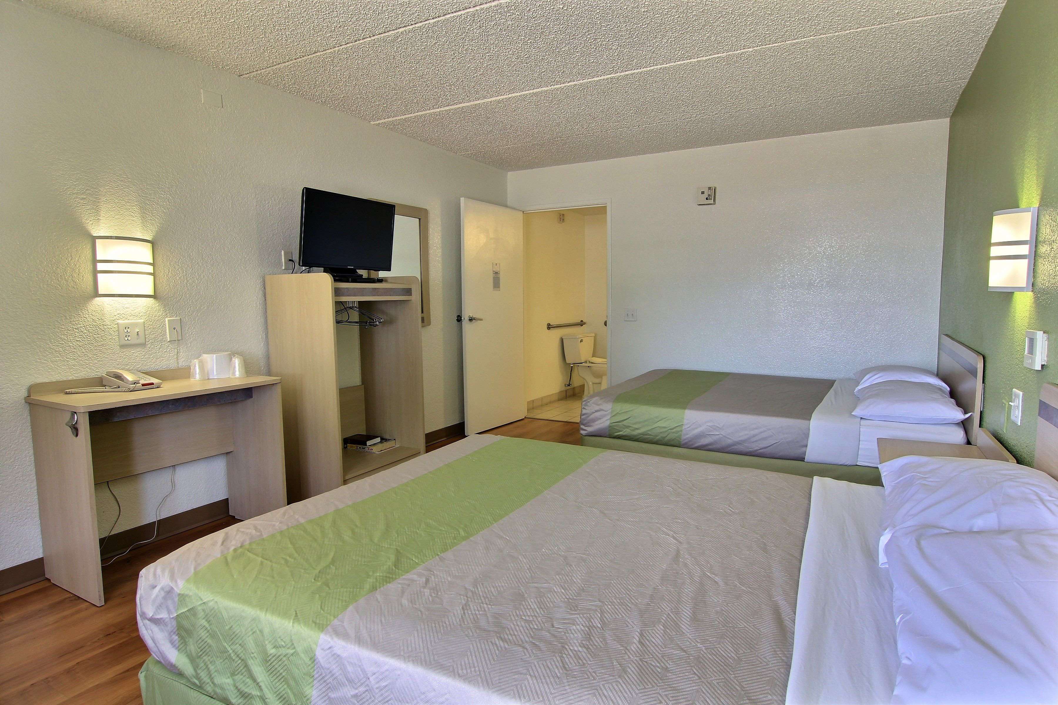 Motel 6 Austin Central - South/Univ. of TX