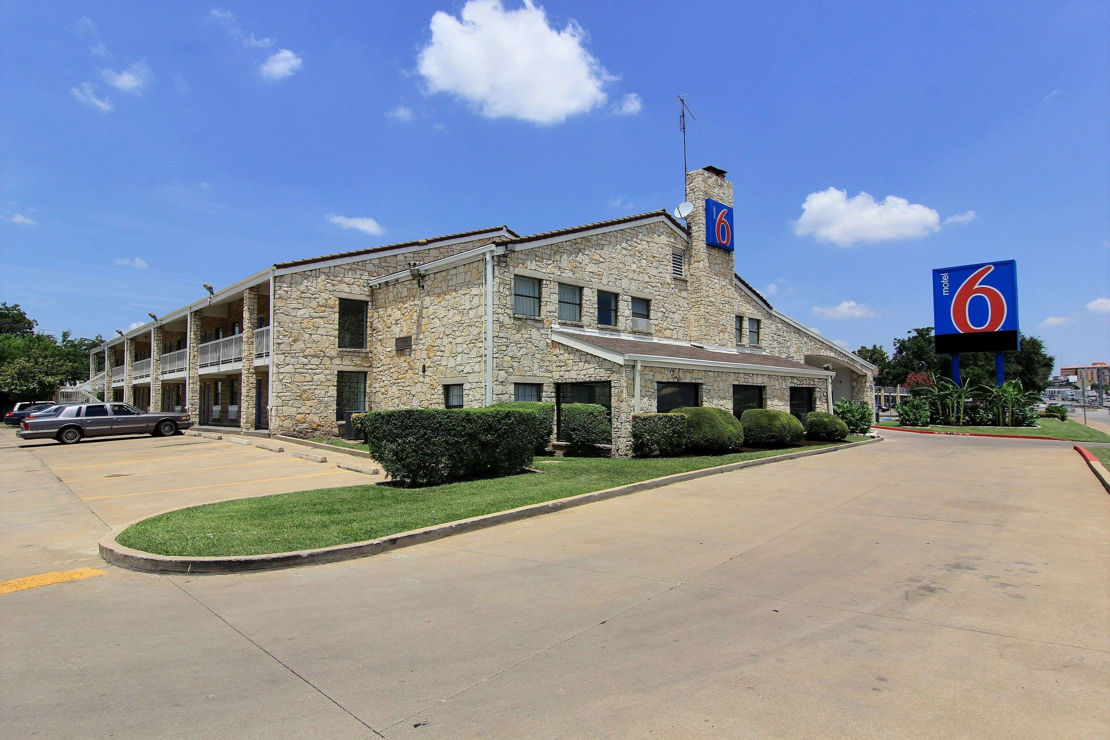 Motel 6 Austin Central - South/Univ. of TX