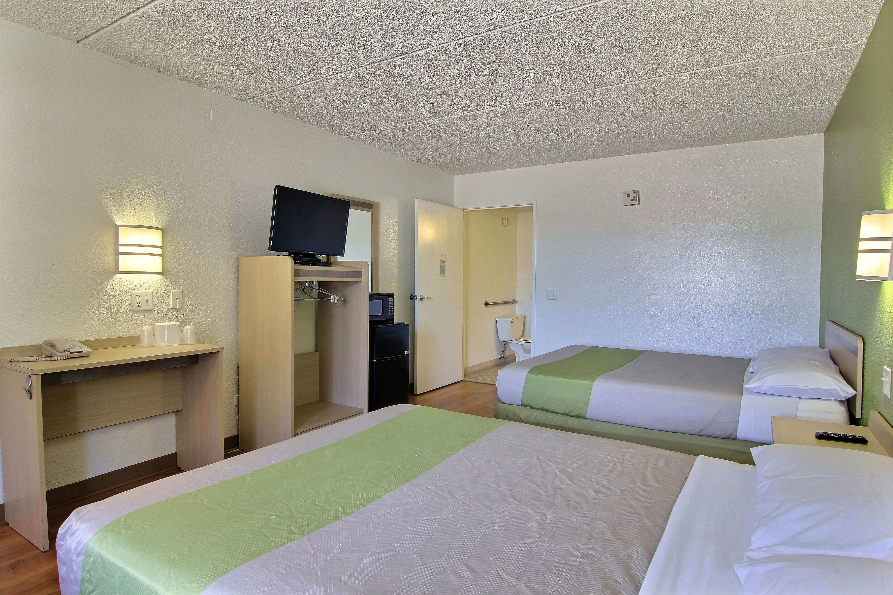 Motel 6 Austin Central - South/Univ. of TX