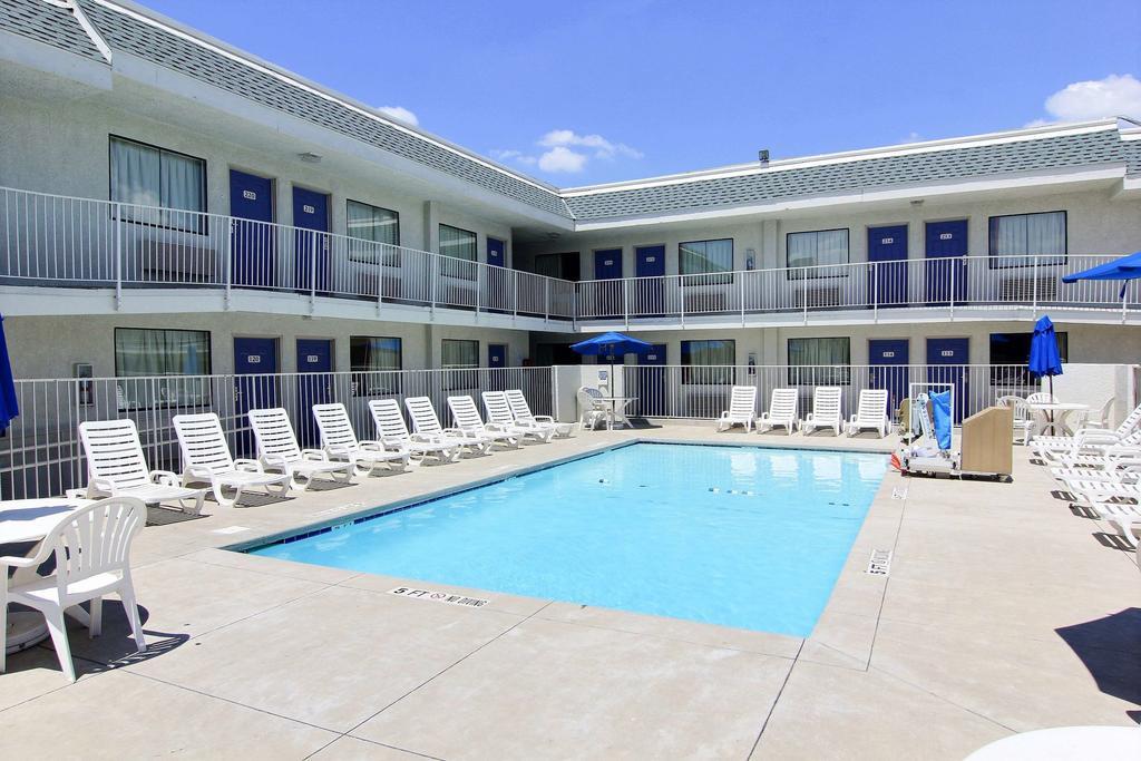 Motel 6 Austin Central - North