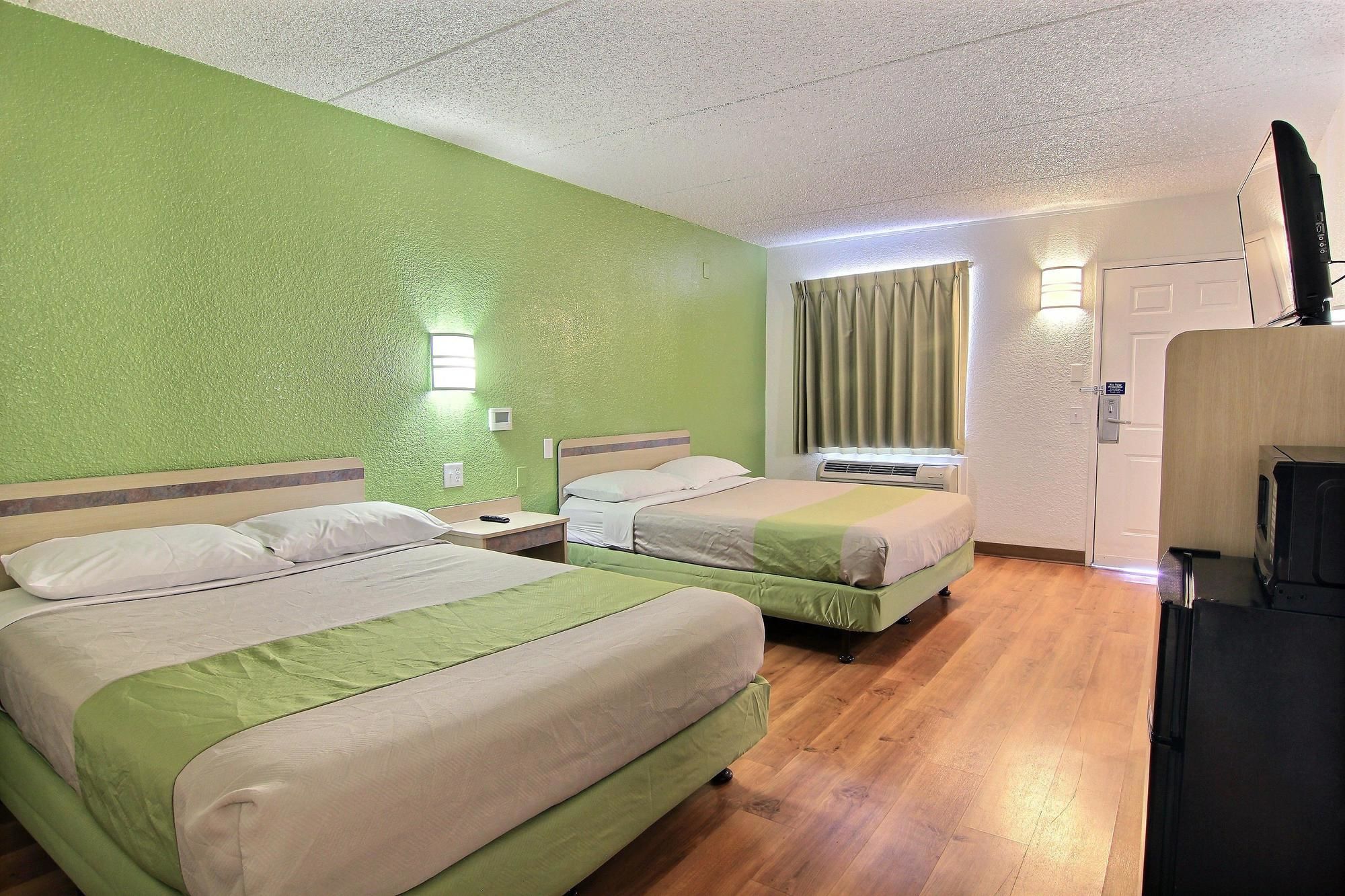 Motel 6 Austin Central - South/Univ. of TX