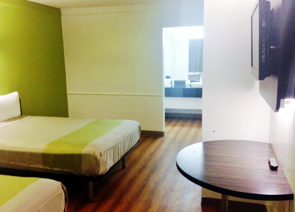 Motel 6 Austin - Midtown