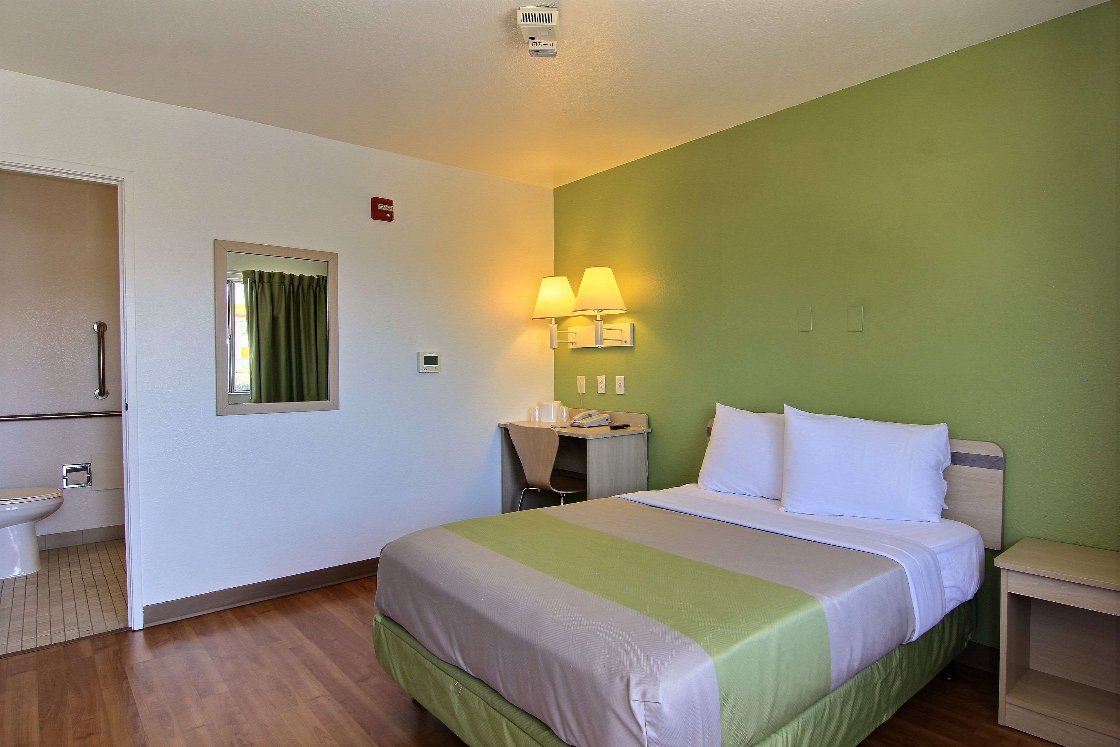 Motel 6 Austin North