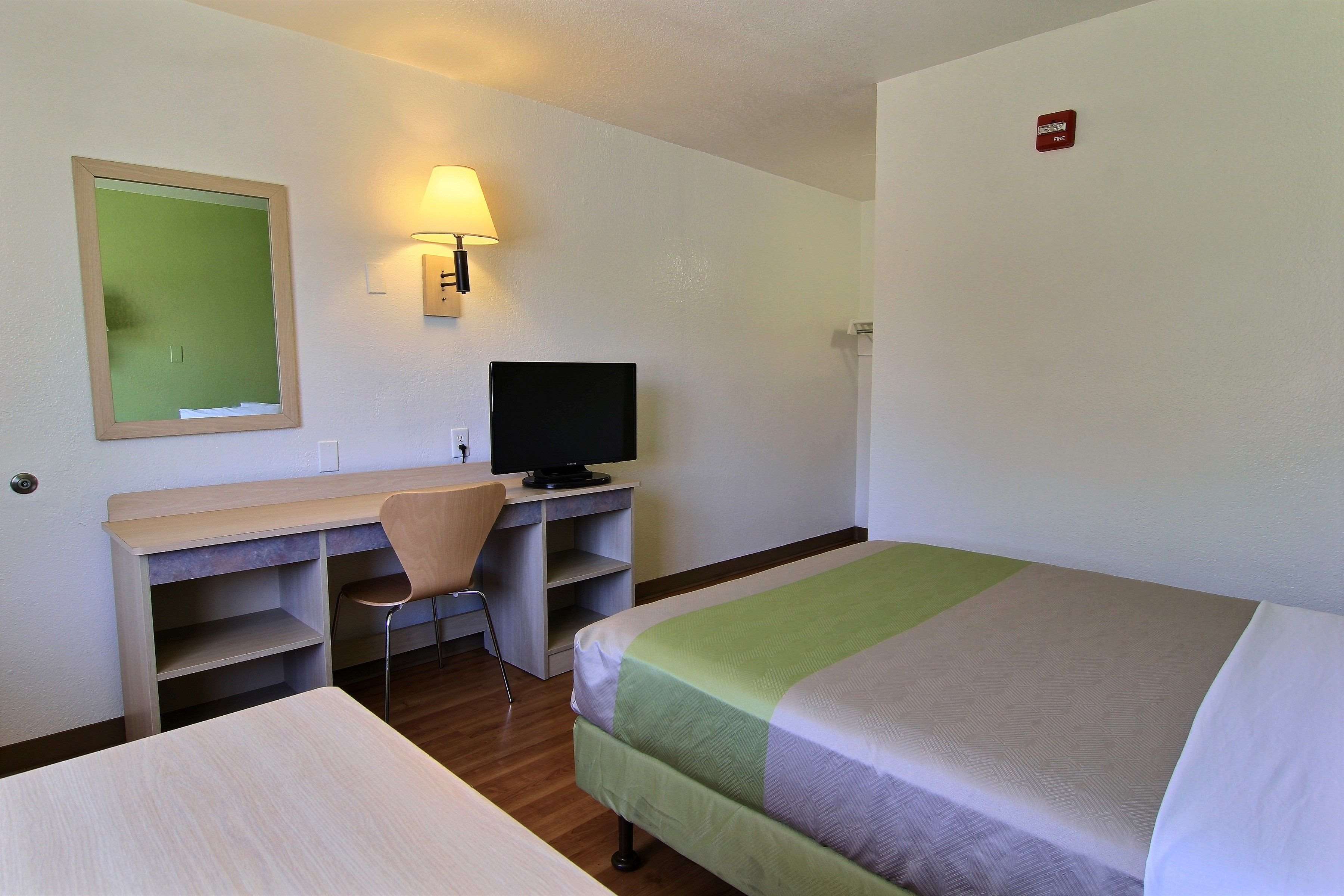 Motel 6 Austin North