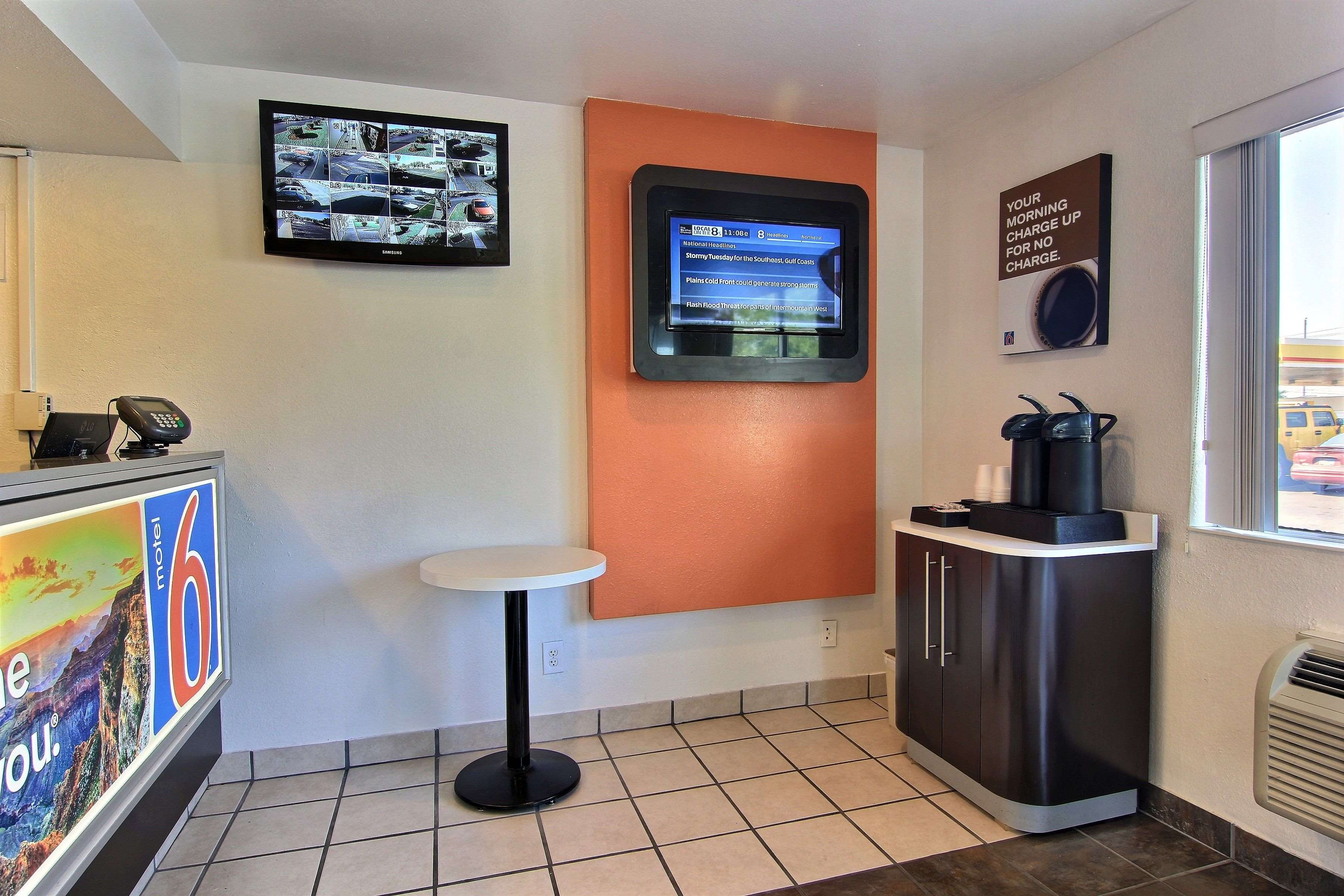 Motel 6 Austin North