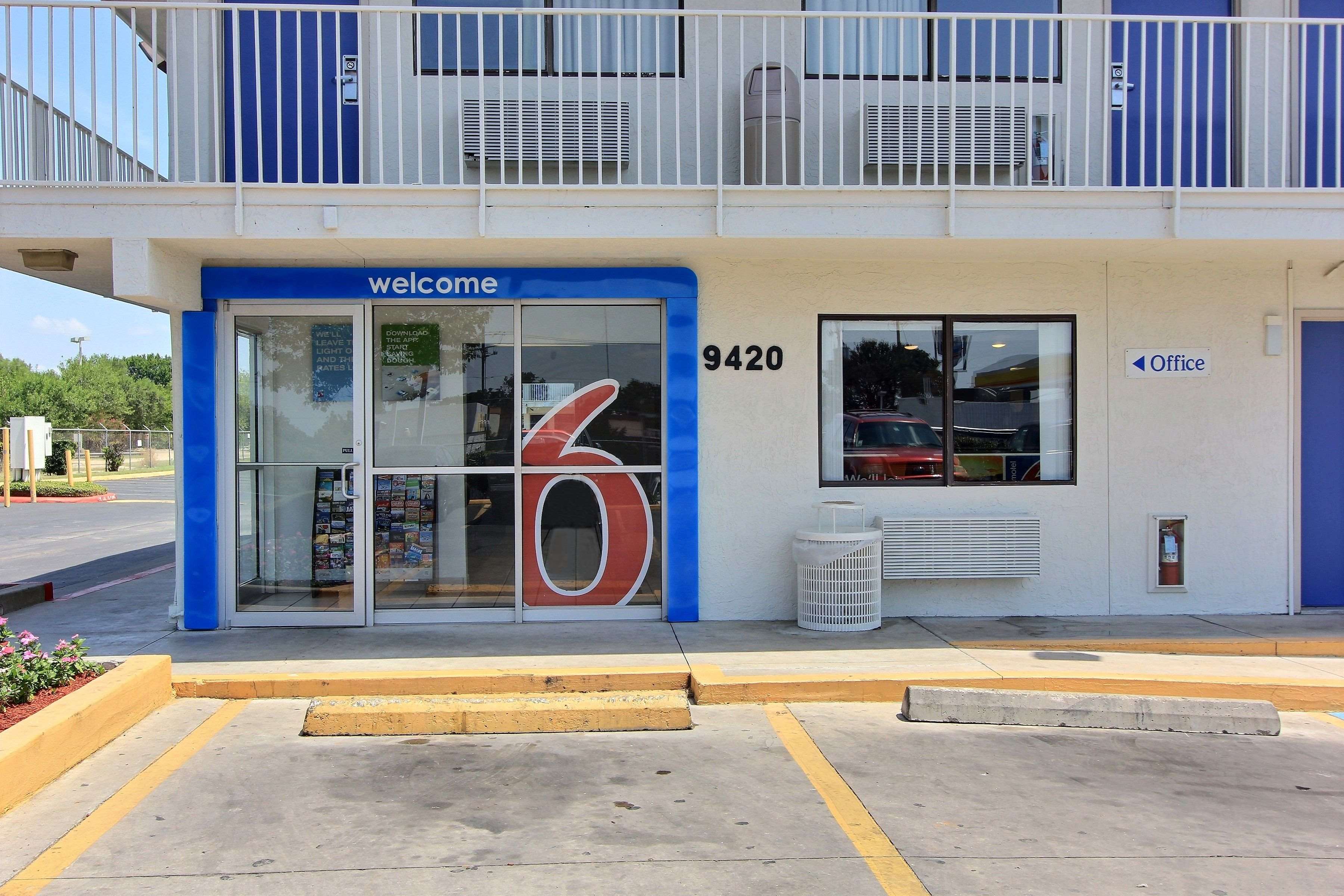 Motel 6 Austin North