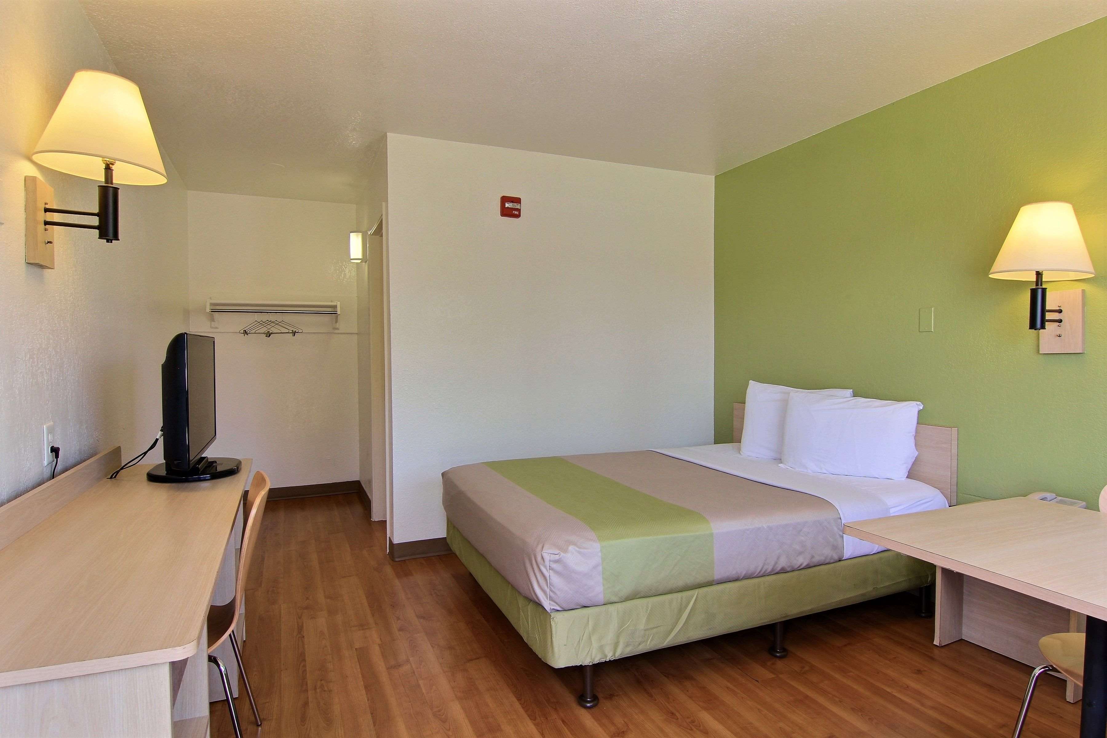 Motel 6 Austin North
