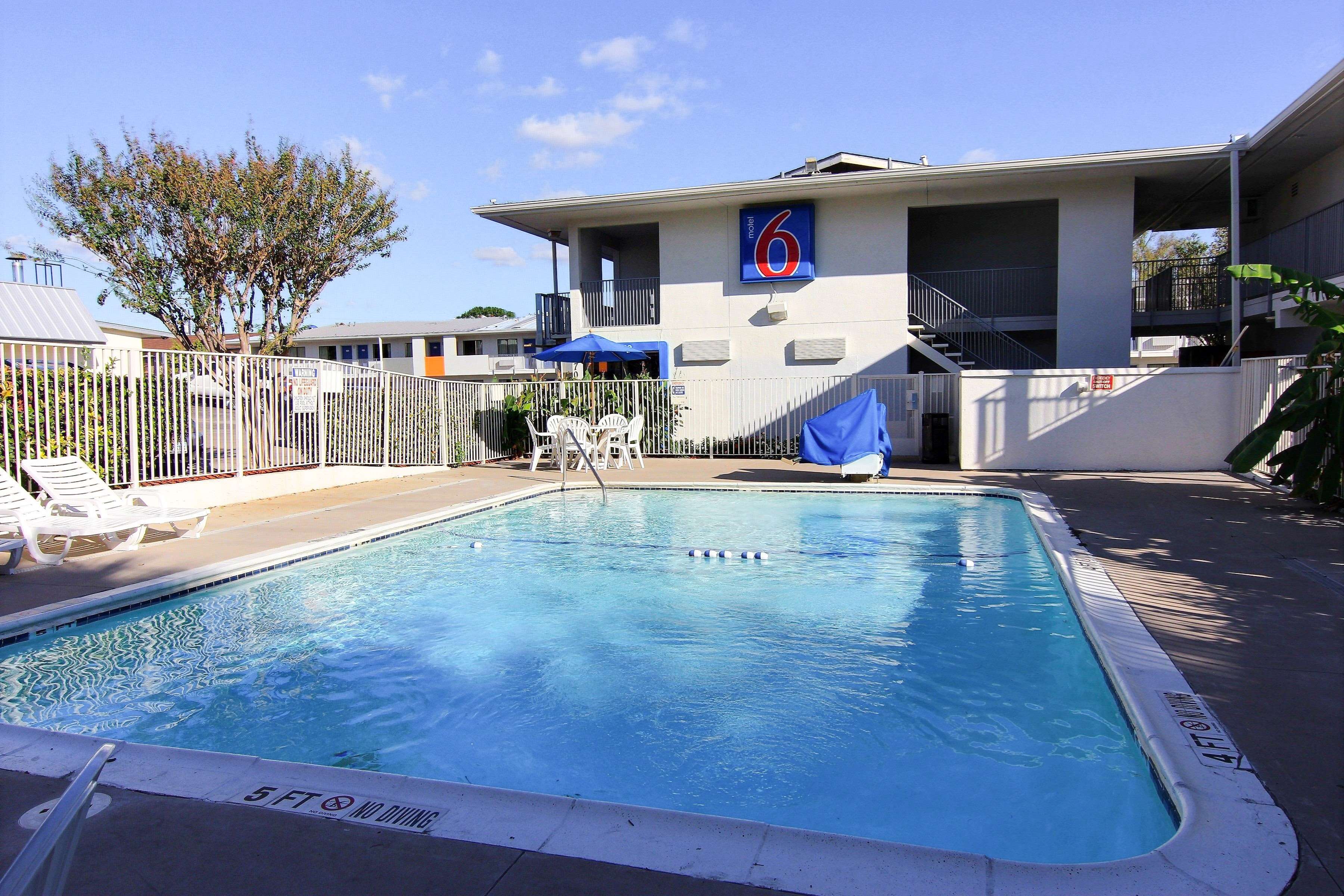 Motel 6 Austin South - Airport