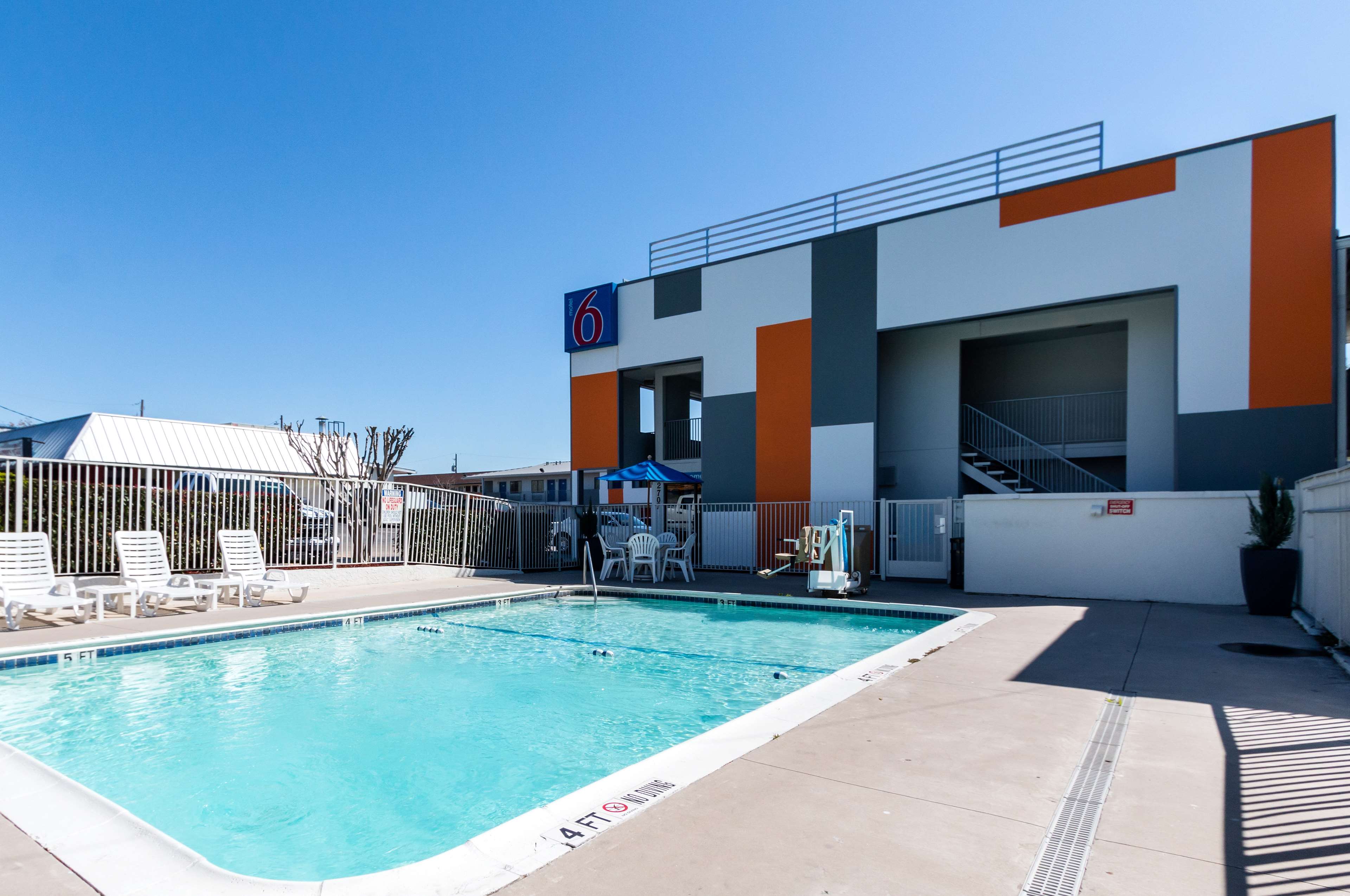 Motel 6 Austin South - Airport