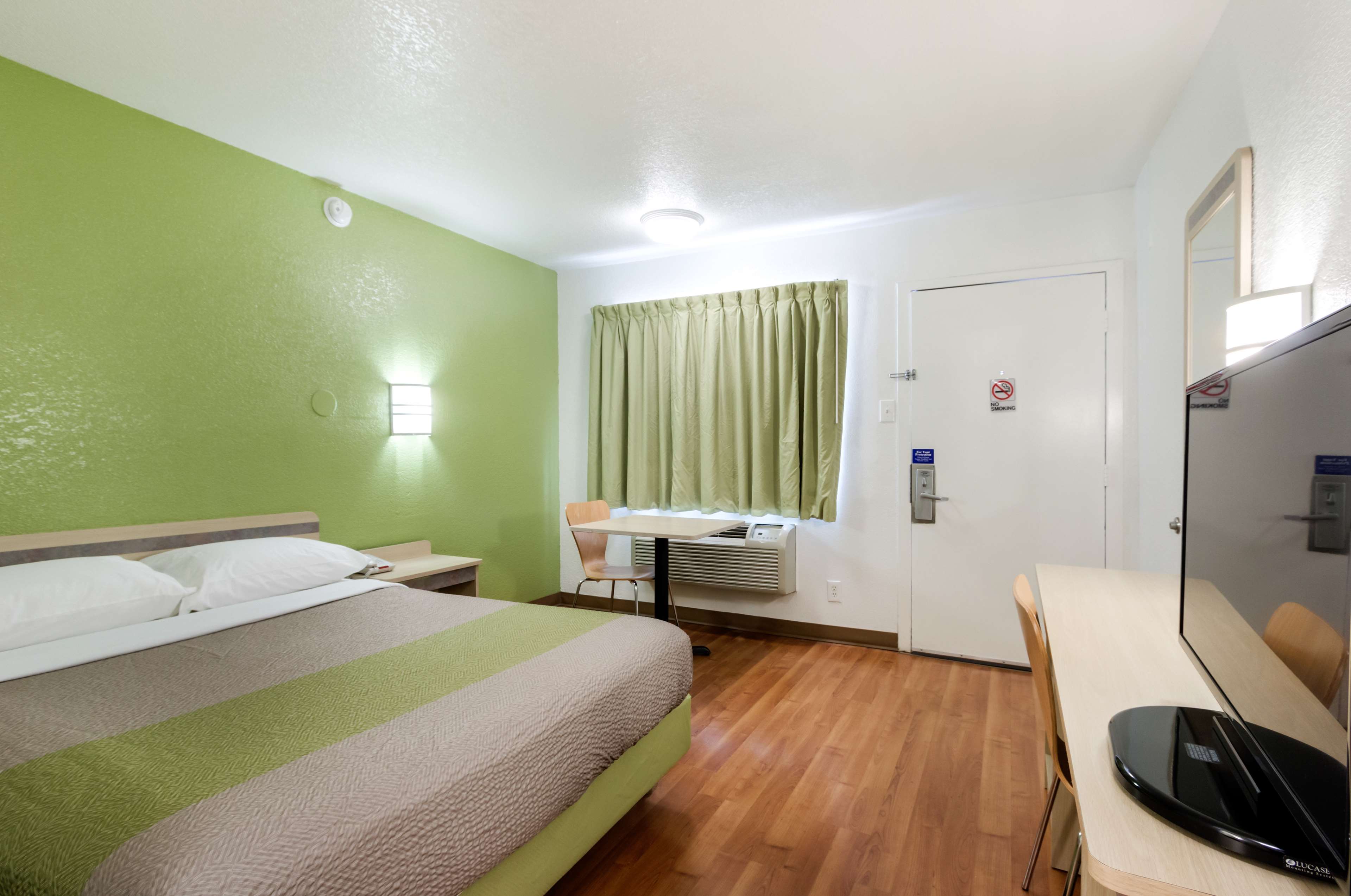 Motel 6 Austin South - Airport