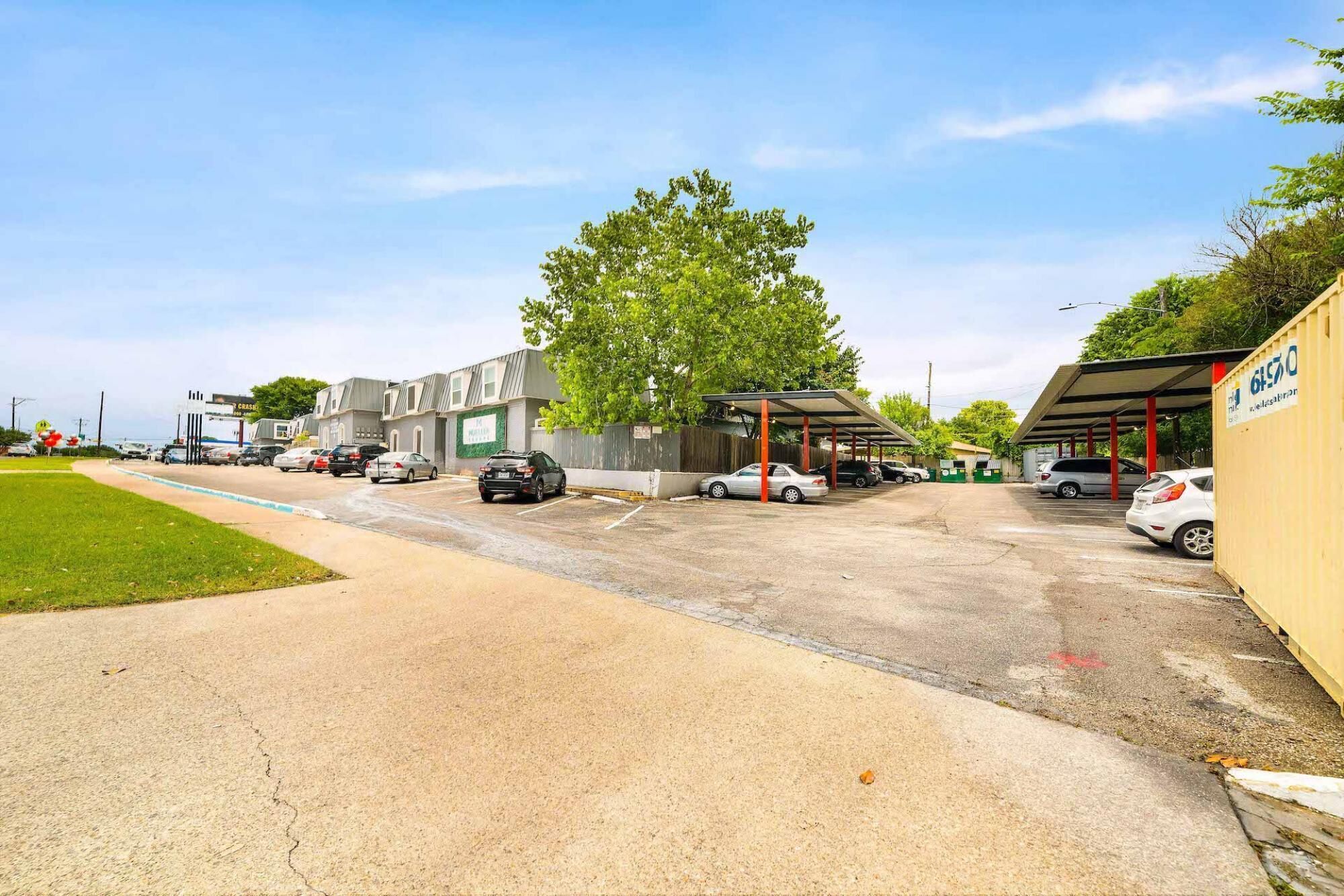 Mueller Square by Evonify