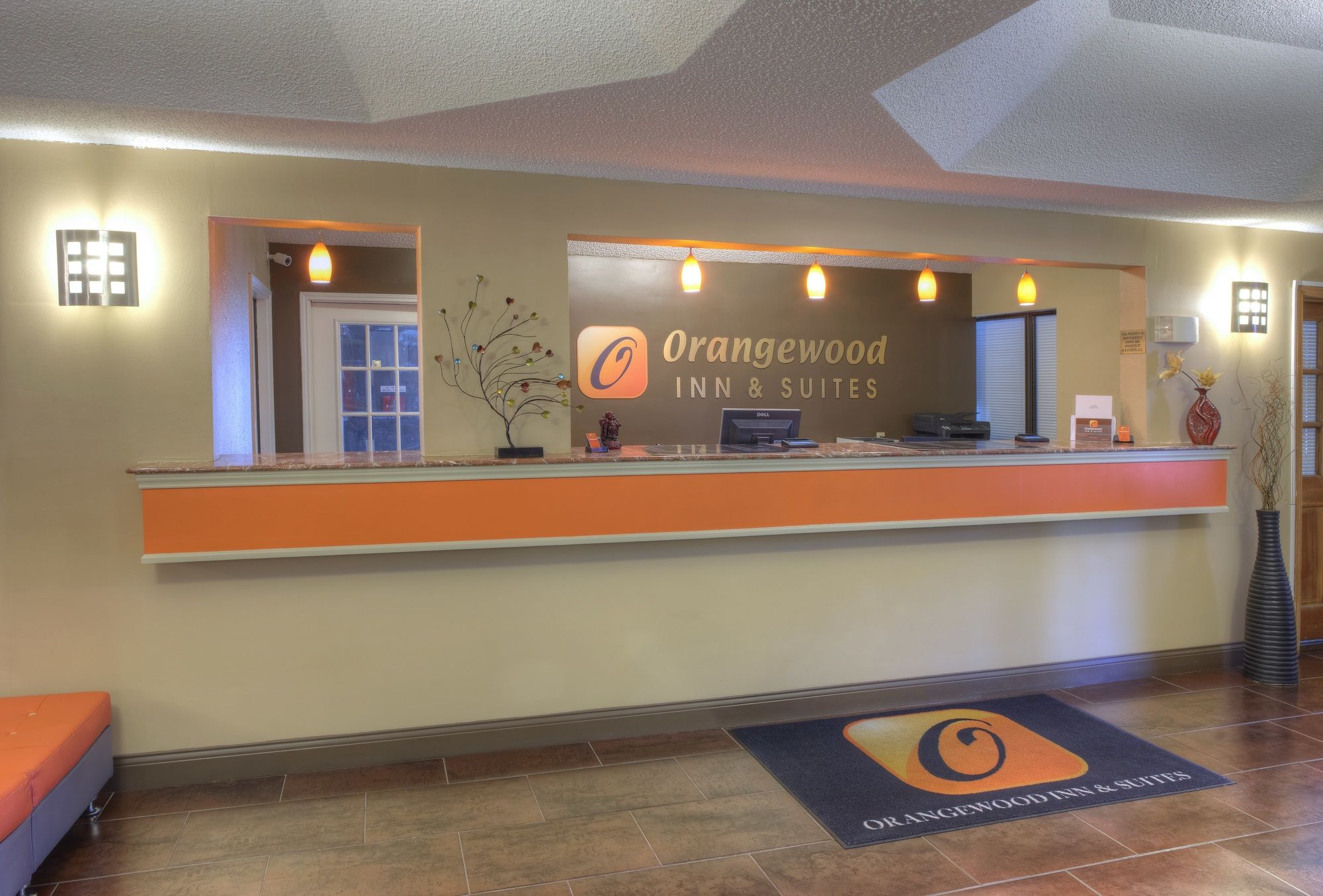 Orangewood Inn & Suites