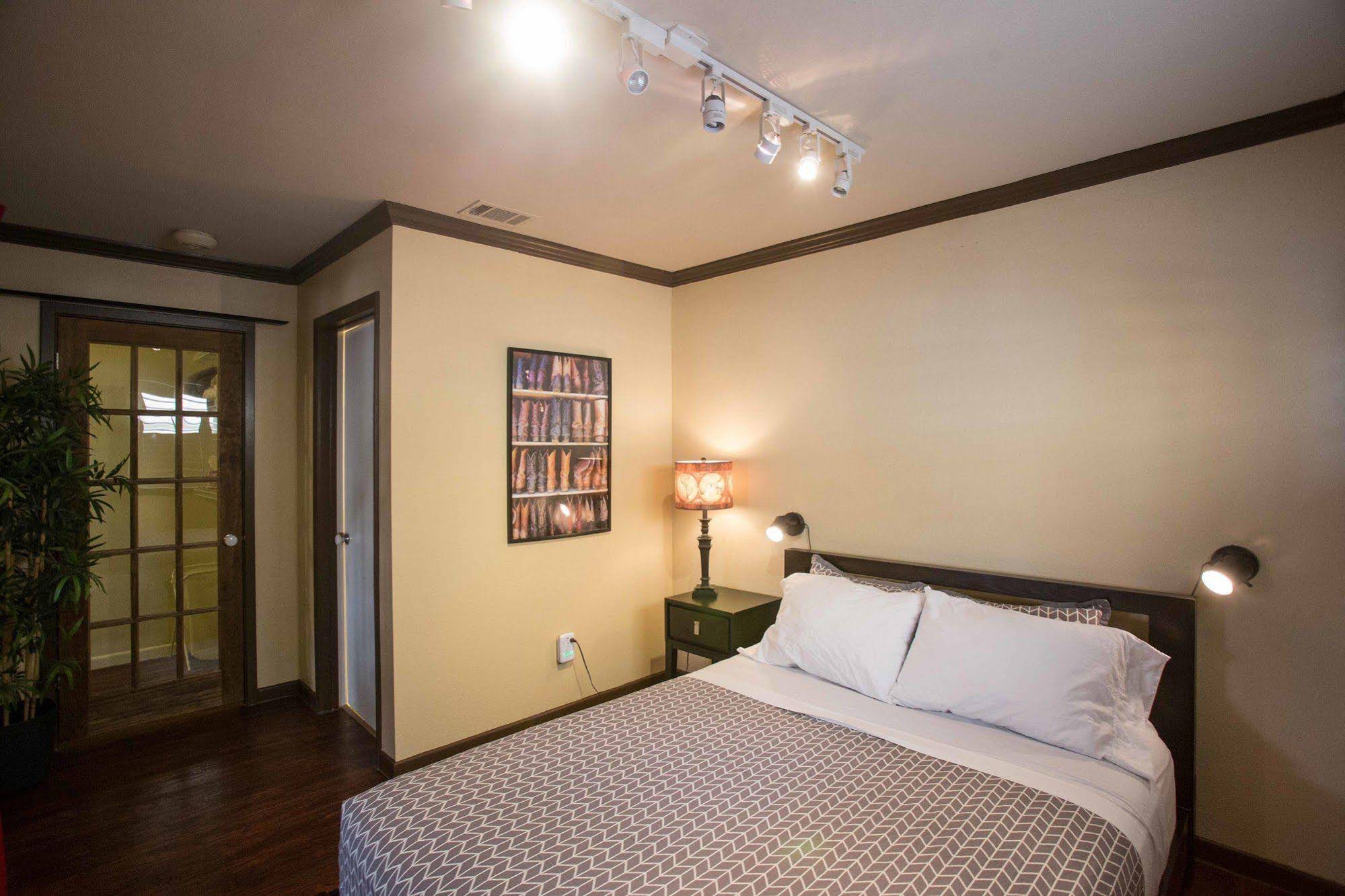 Penthouses At The Railyards