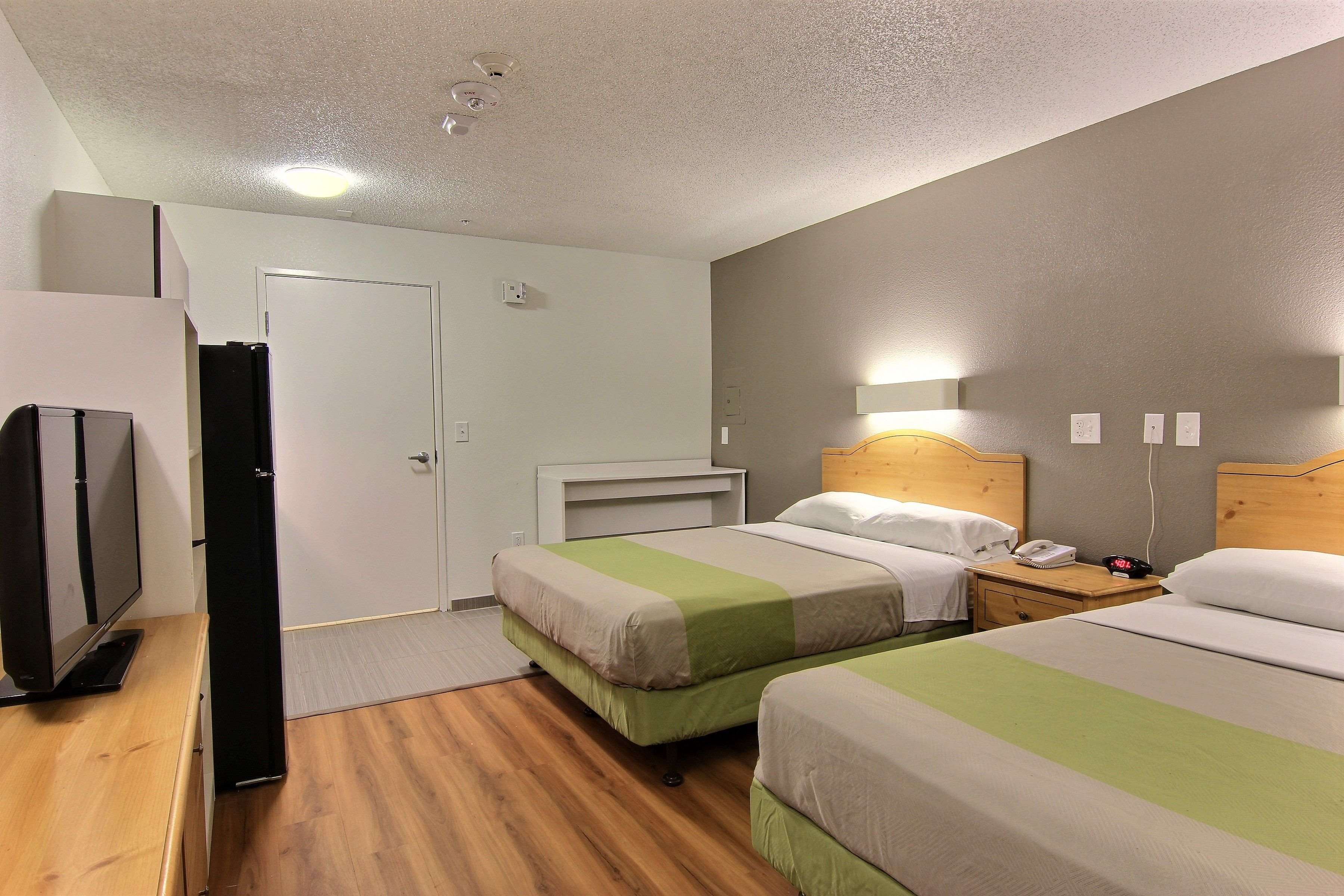 Studio 6 Austin Midtown