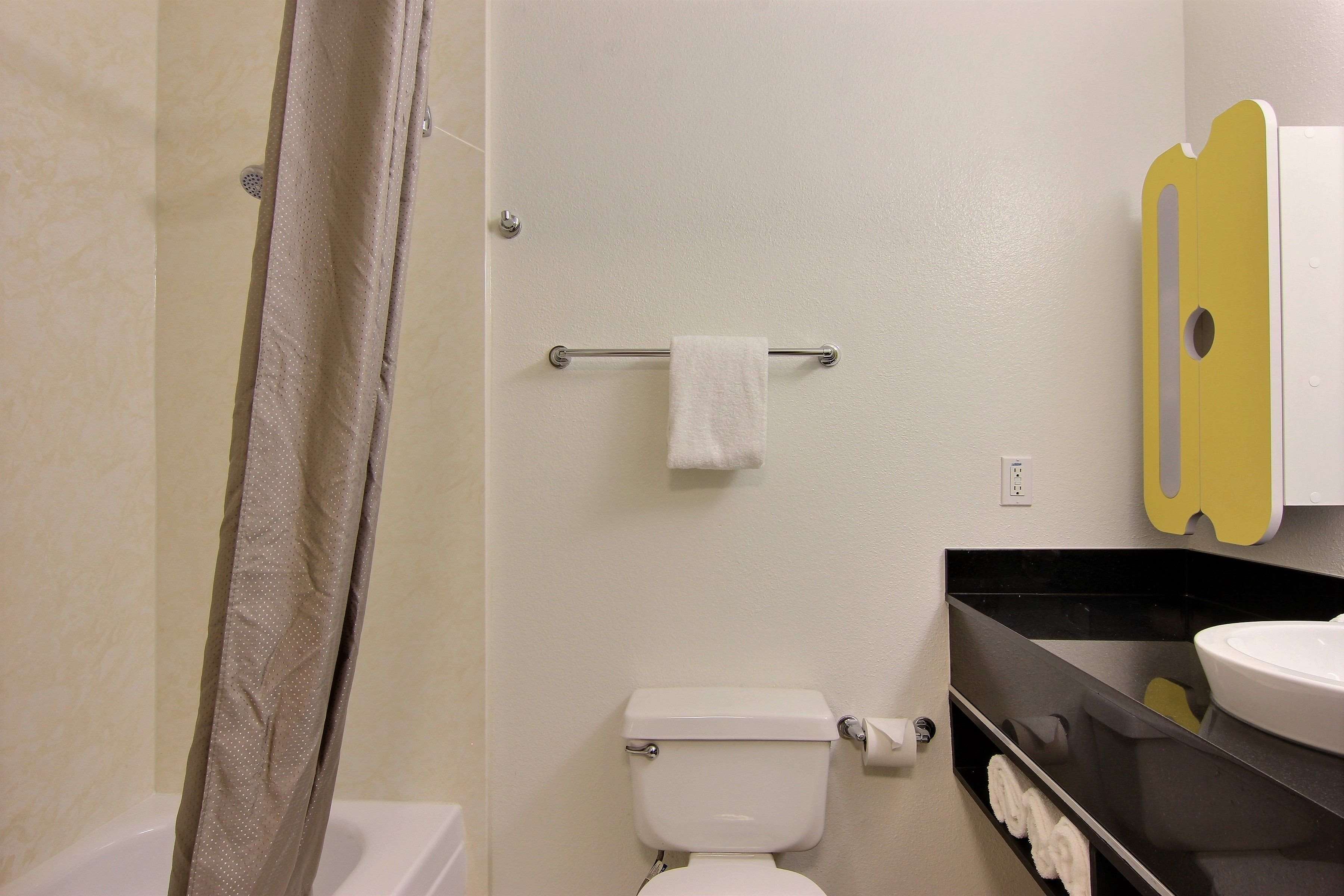 Studio 6 Austin Midtown