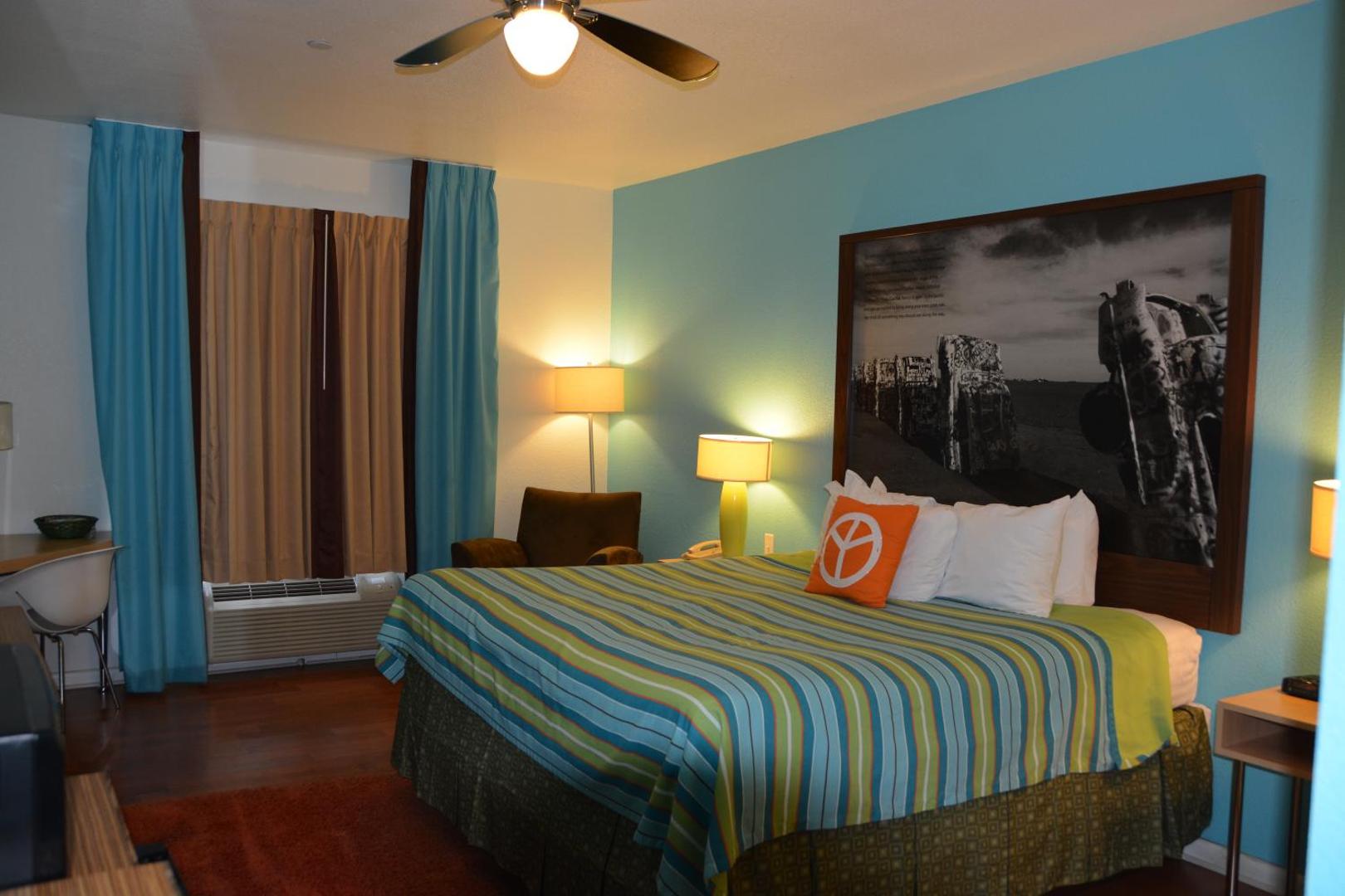 Super 8 by Wyndham Austin/Airport South