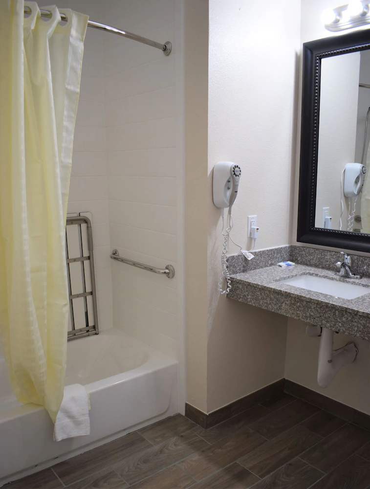 Texas Bungalows Hotel & Suites