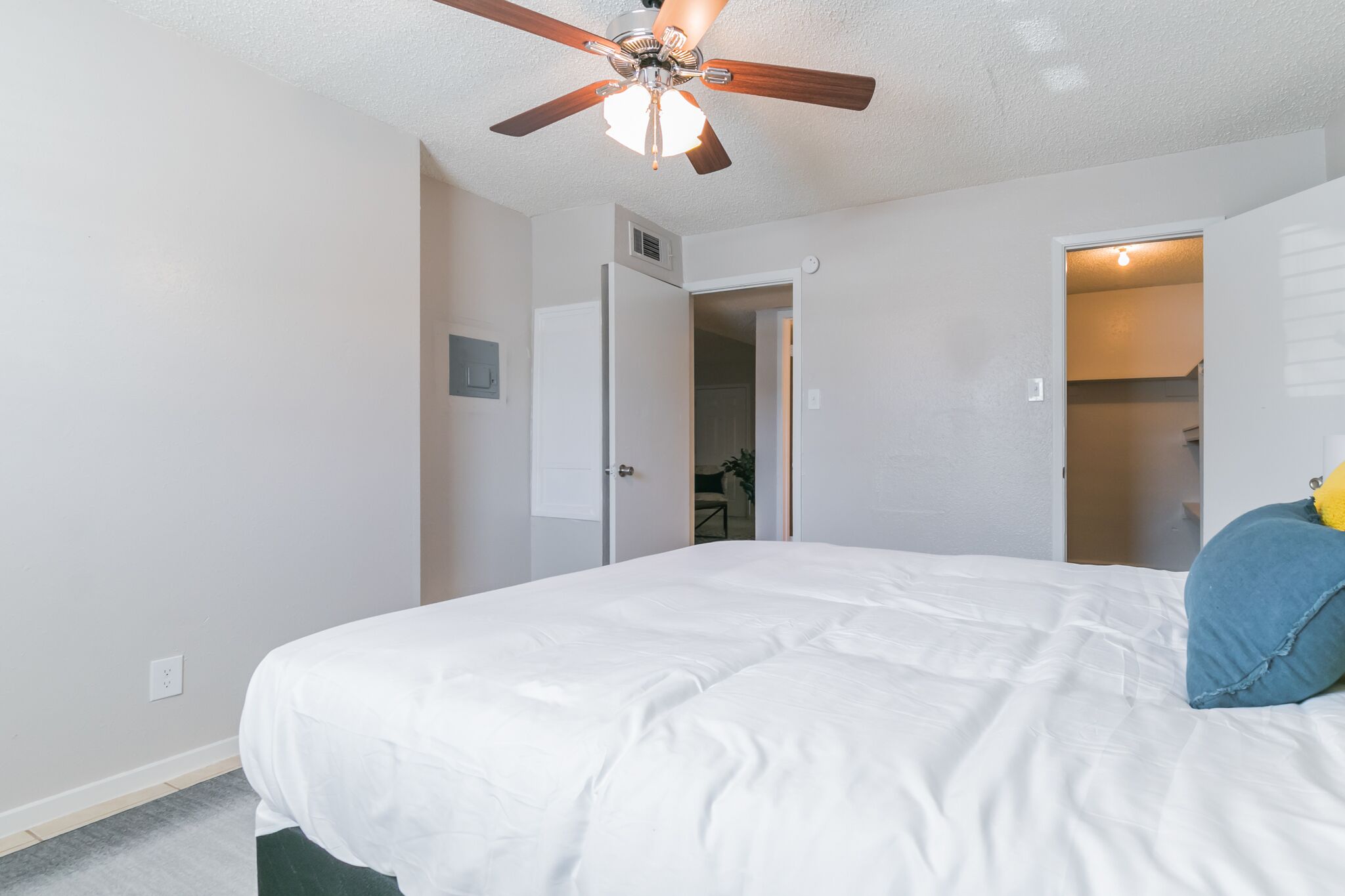 The Economy Suites of East Austin