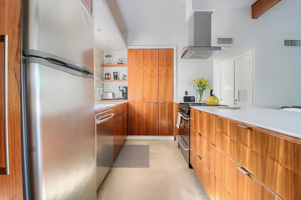 Travis Heights Modern 1
