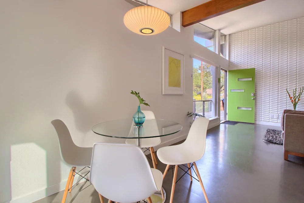 Travis Heights Modern 1