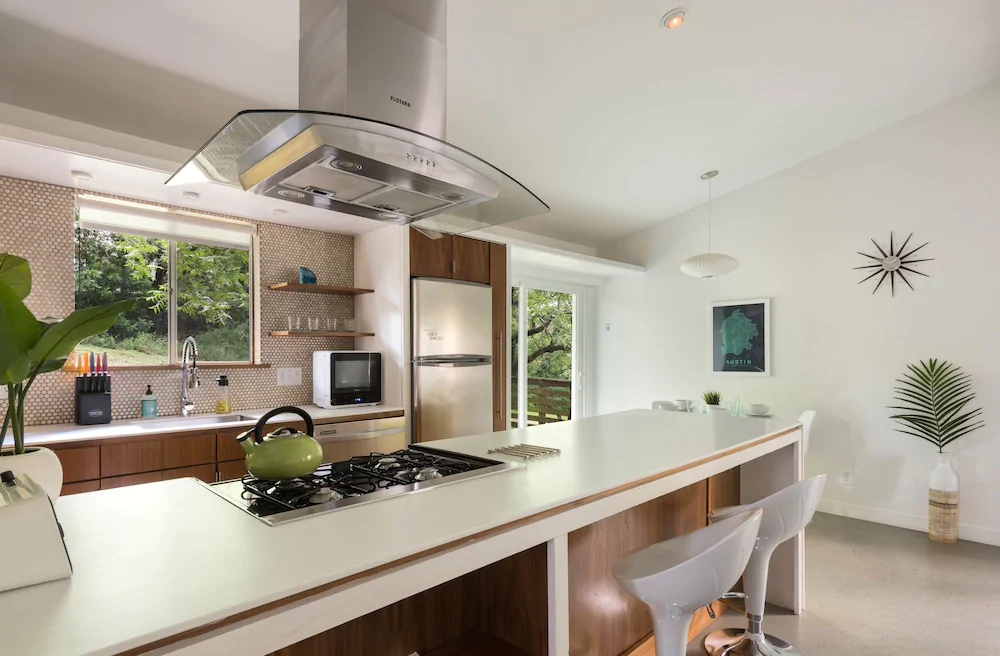 Travis Heights Modern 1