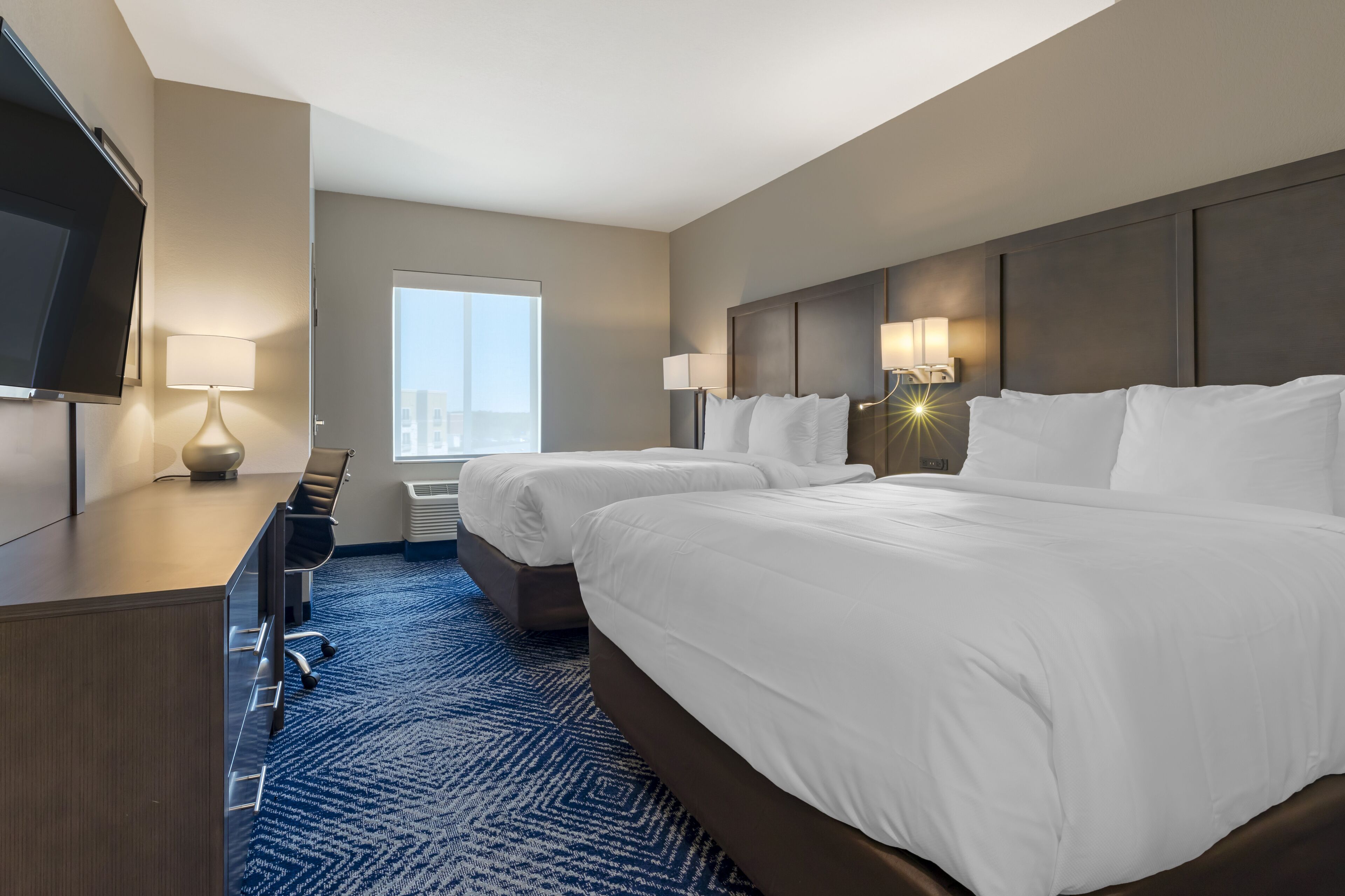 Comfort Inn & Suites Balch Springs - SE Dallas