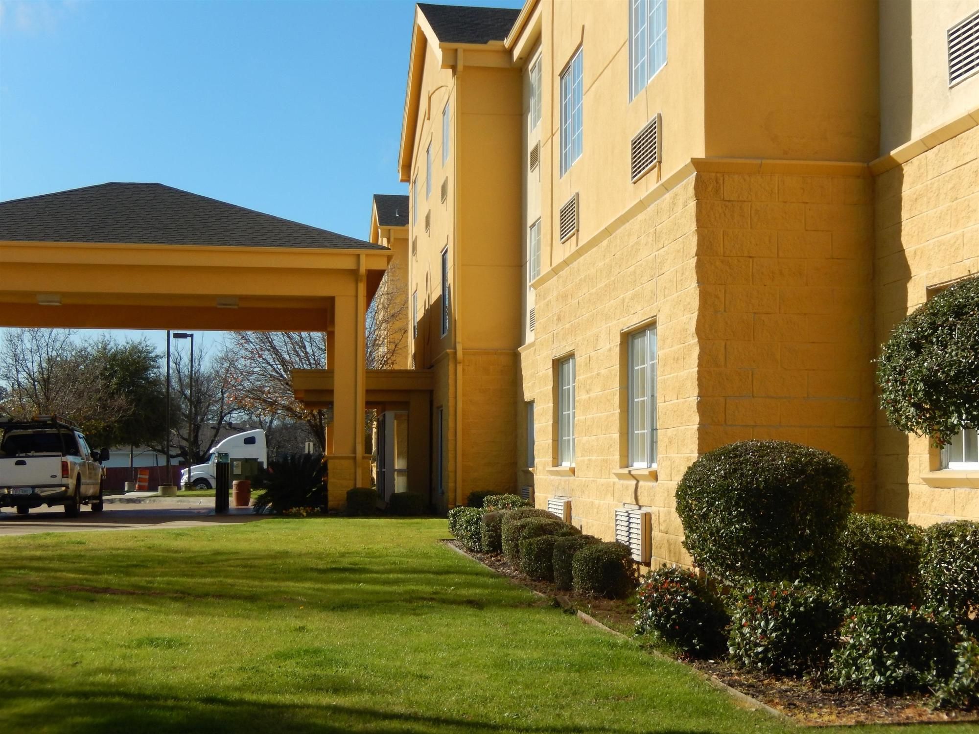 Motel 6 Mesquite, TX - Balch Springs