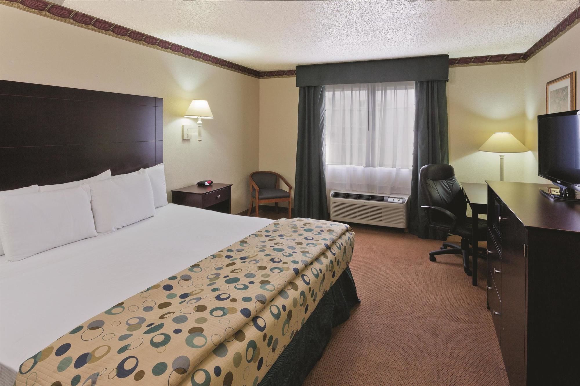 Motel 6 Mesquite, TX - Balch Springs