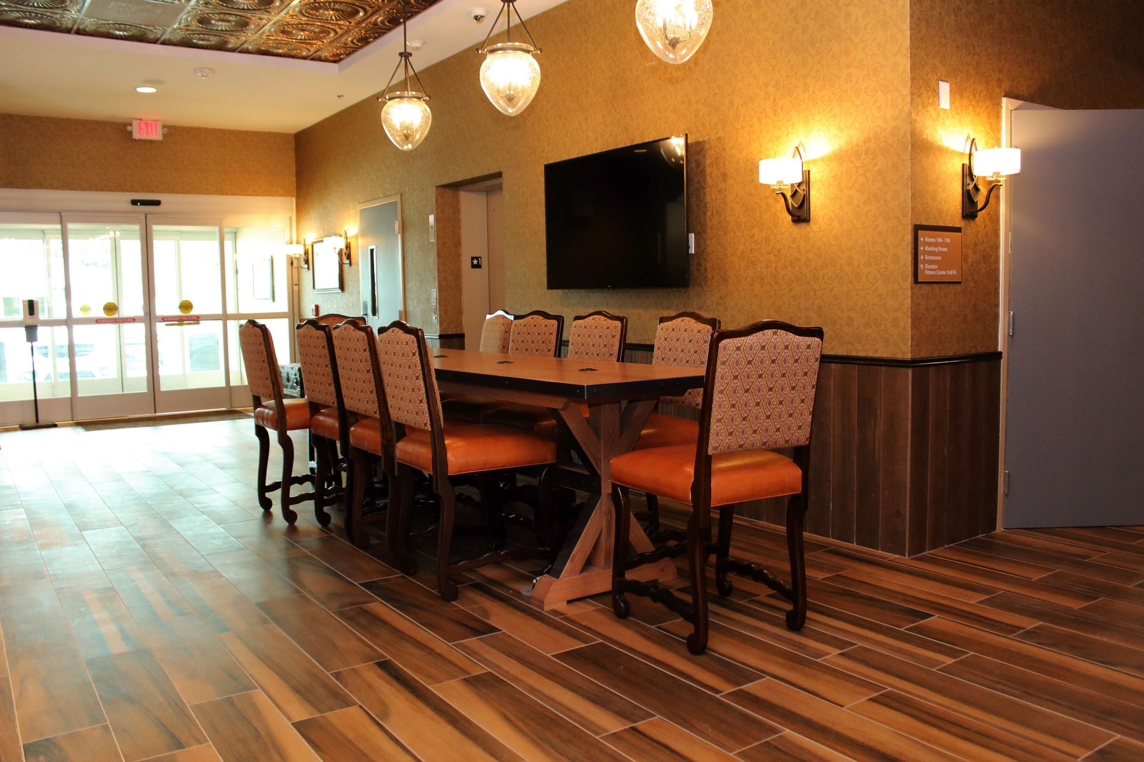 Best Western Bandera Suites & Saloon