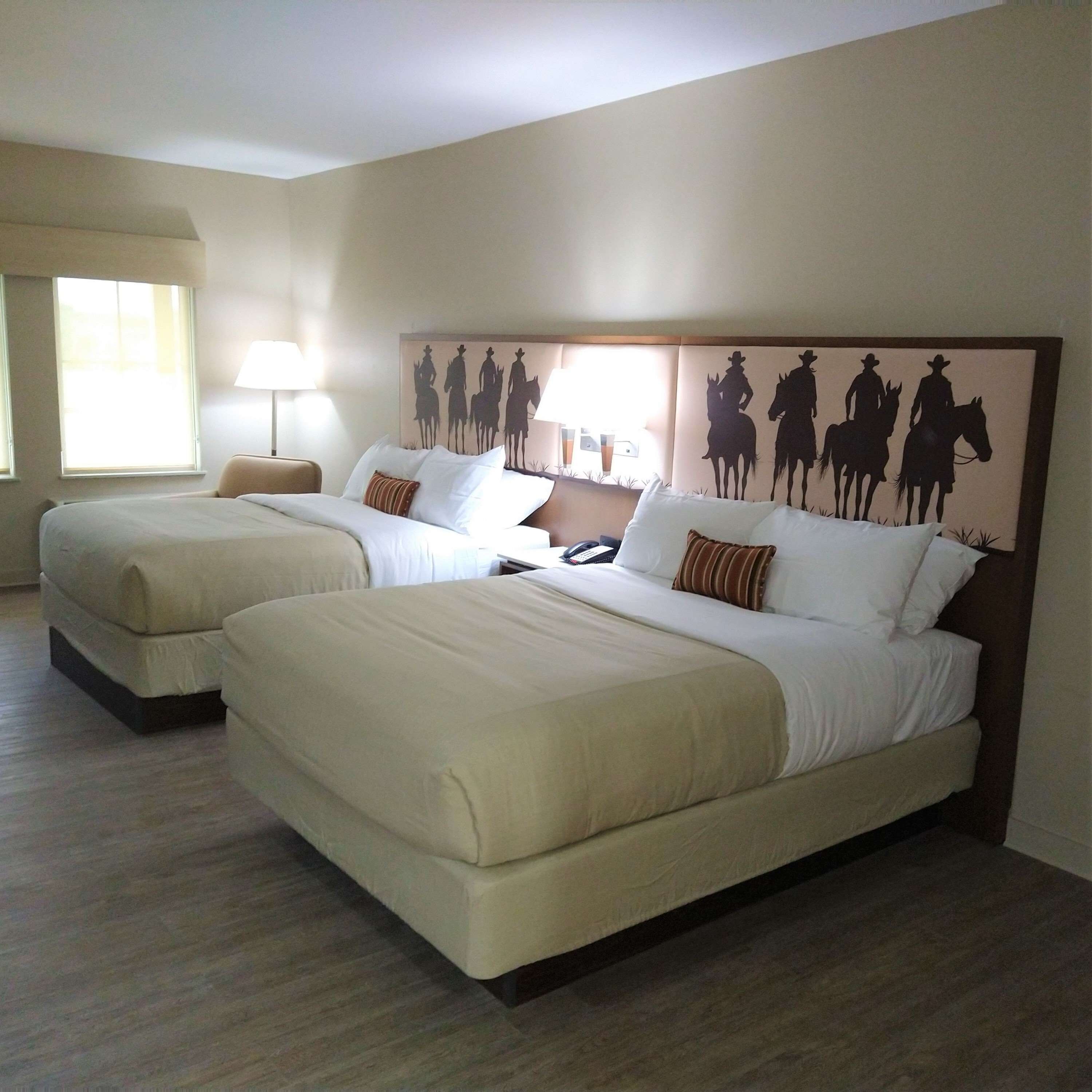 Best Western Bandera Suites & Saloon