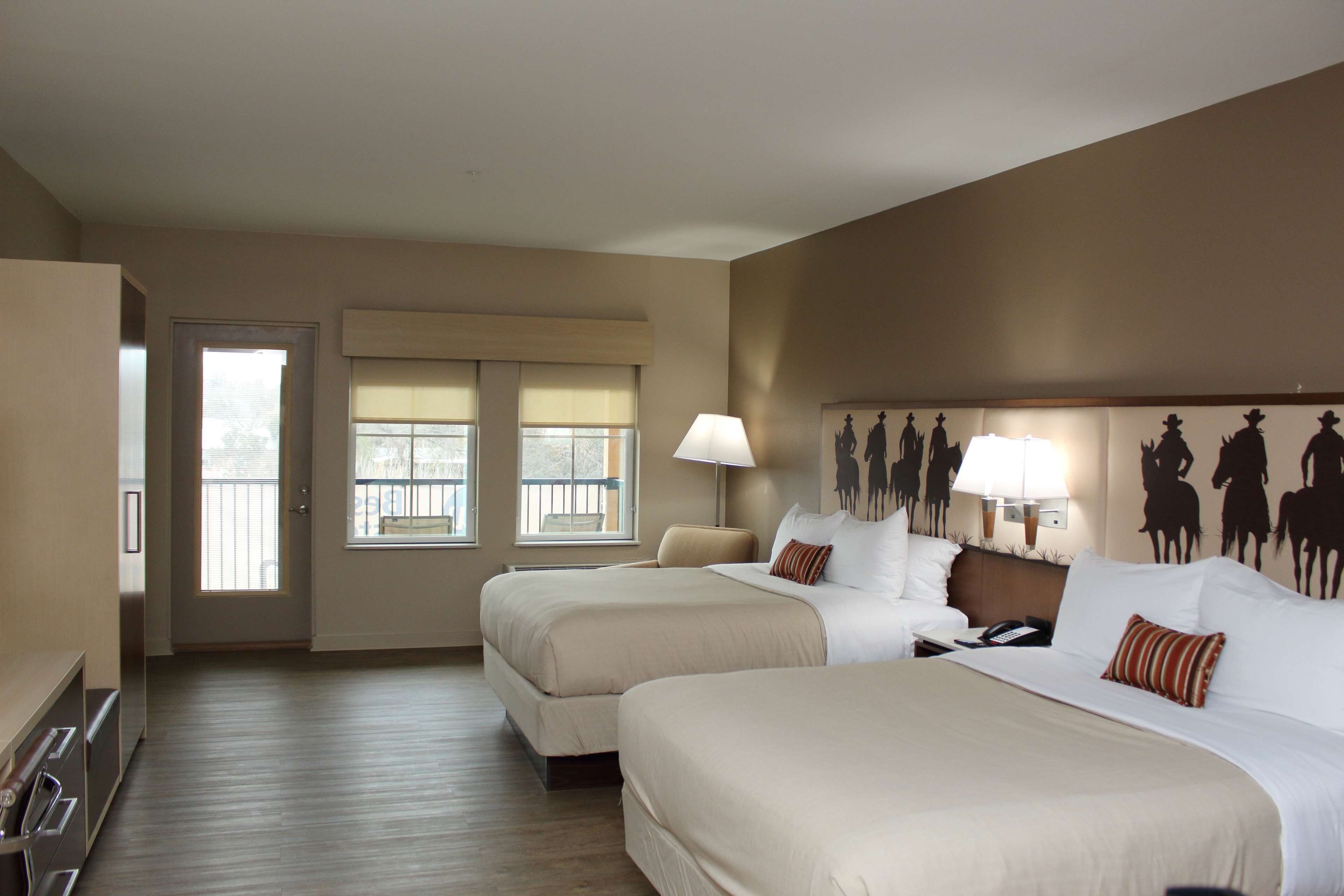 Best Western Bandera Suites & Saloon
