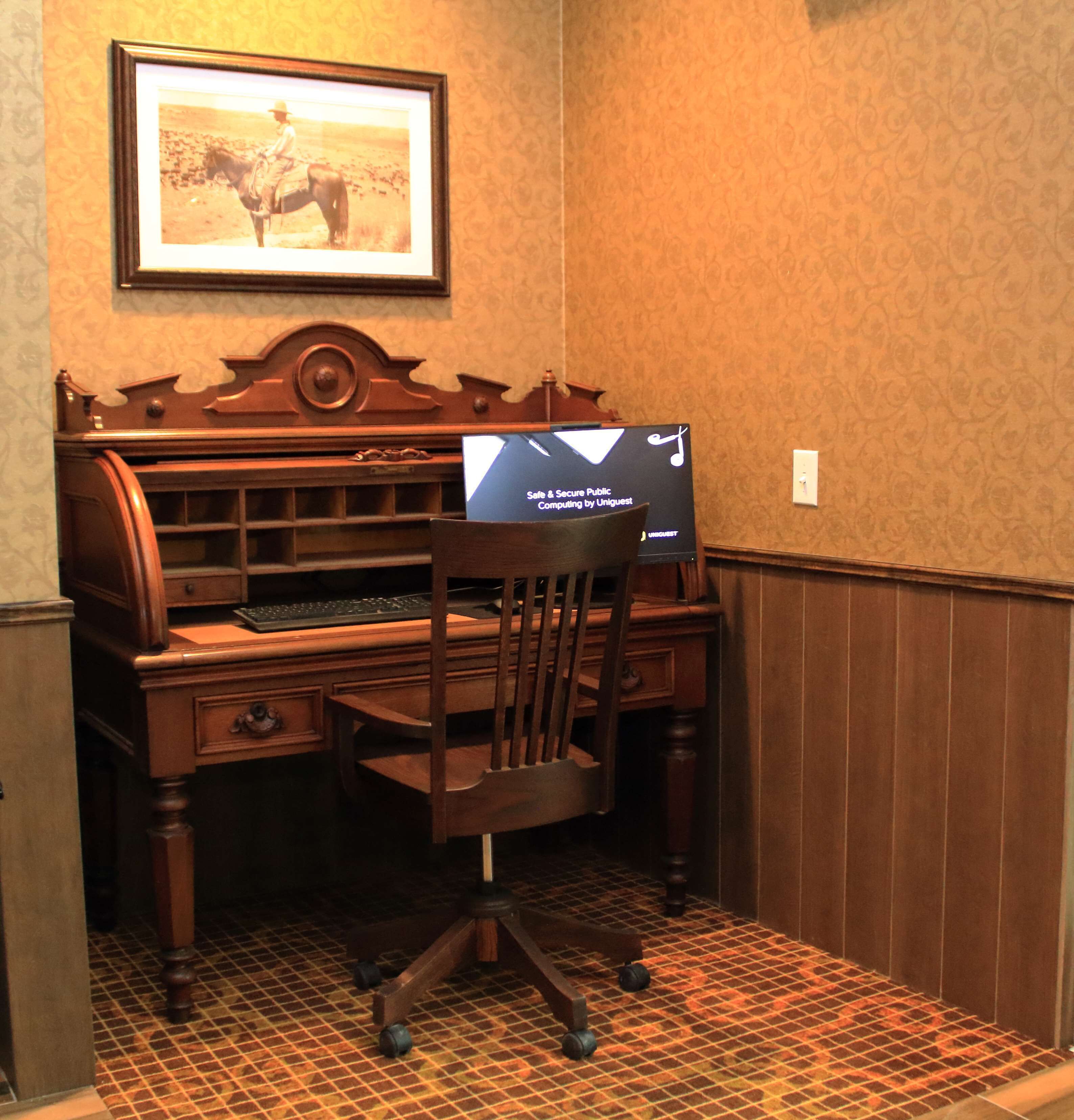 Best Western Bandera Suites & Saloon