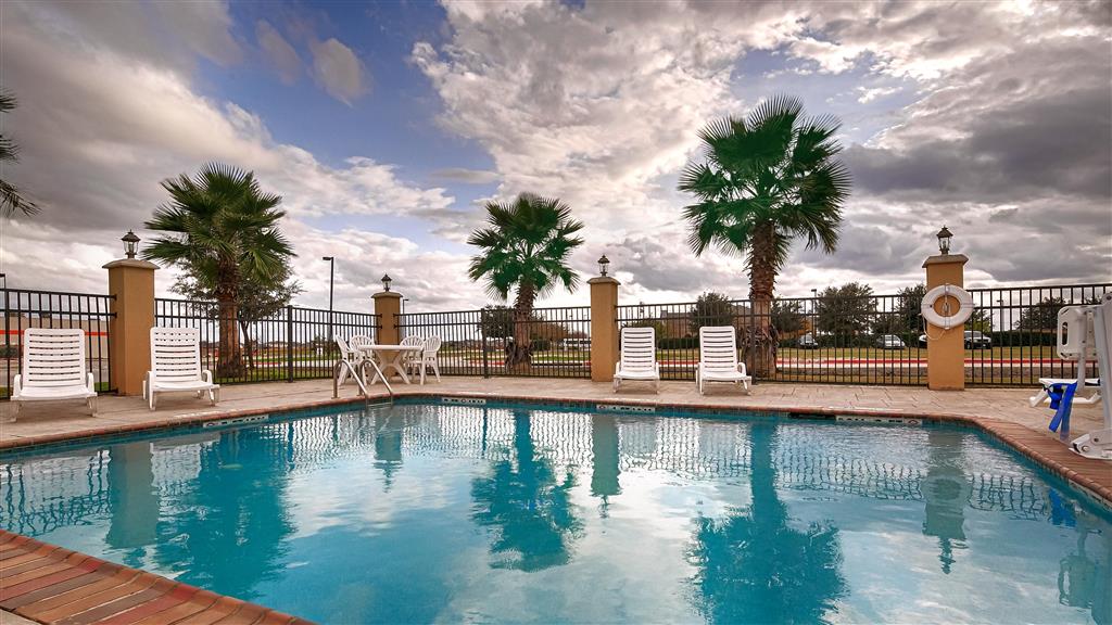 Best Western Bastrop Pines Inn