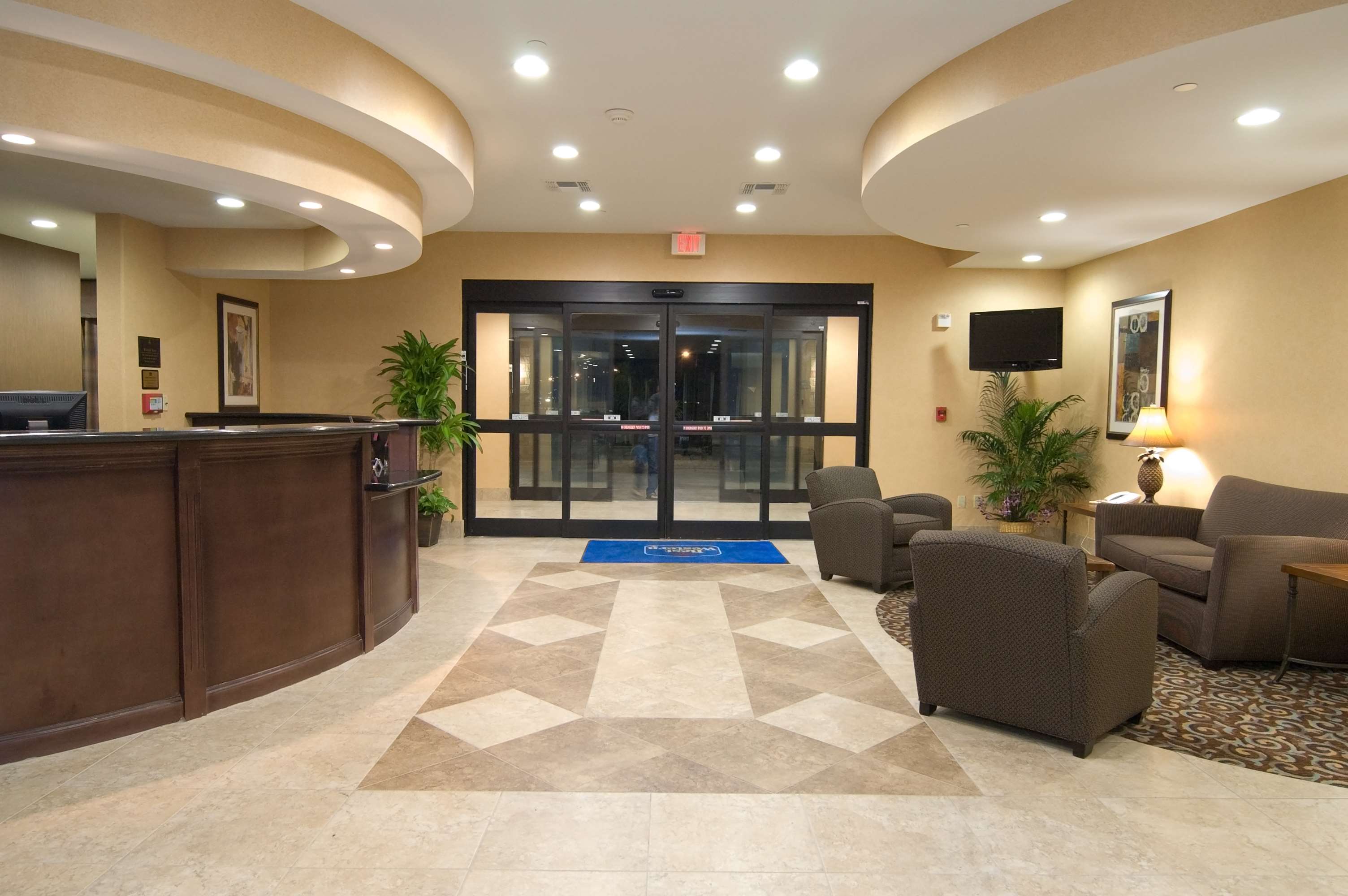 Best Western Bastrop Pines Inn