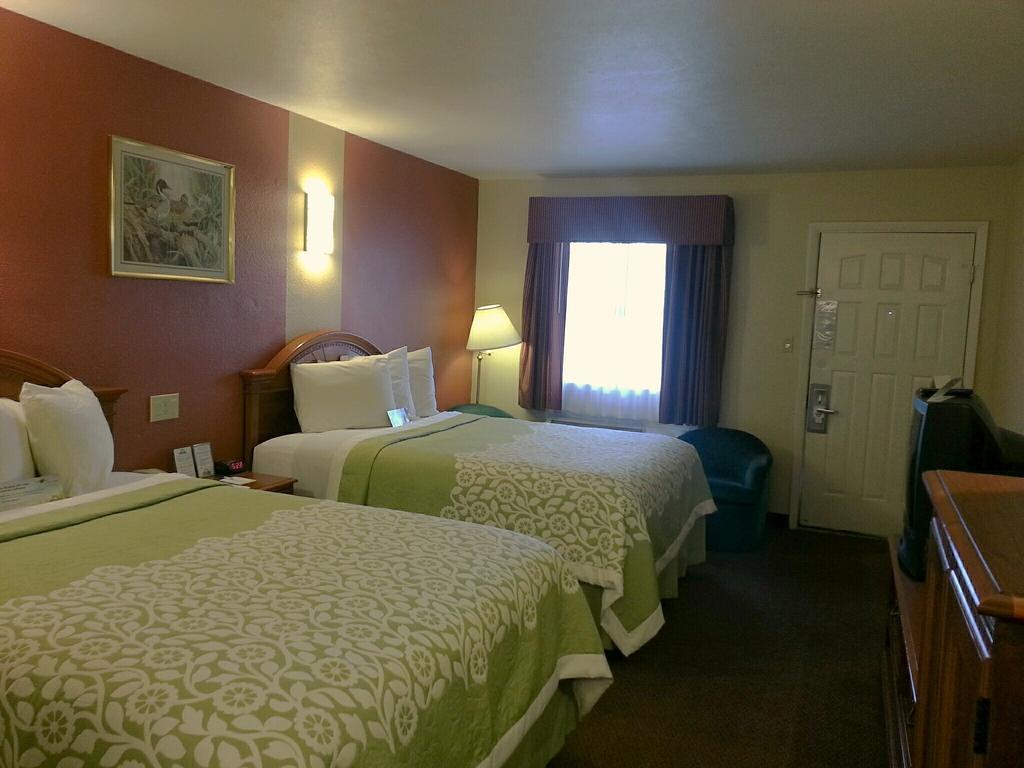 Days Inn by Wyndham Bastrop