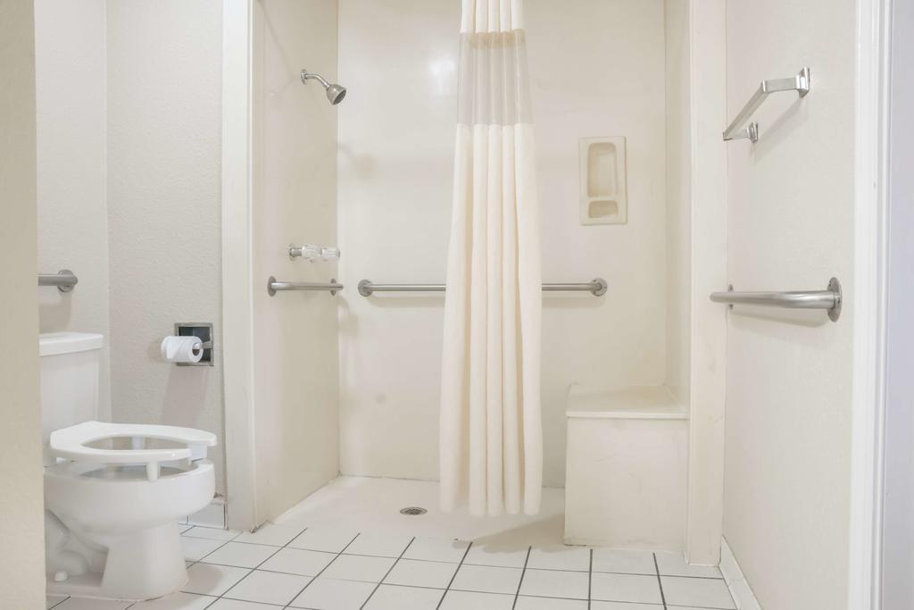 Days Inn by Wyndham Bastrop