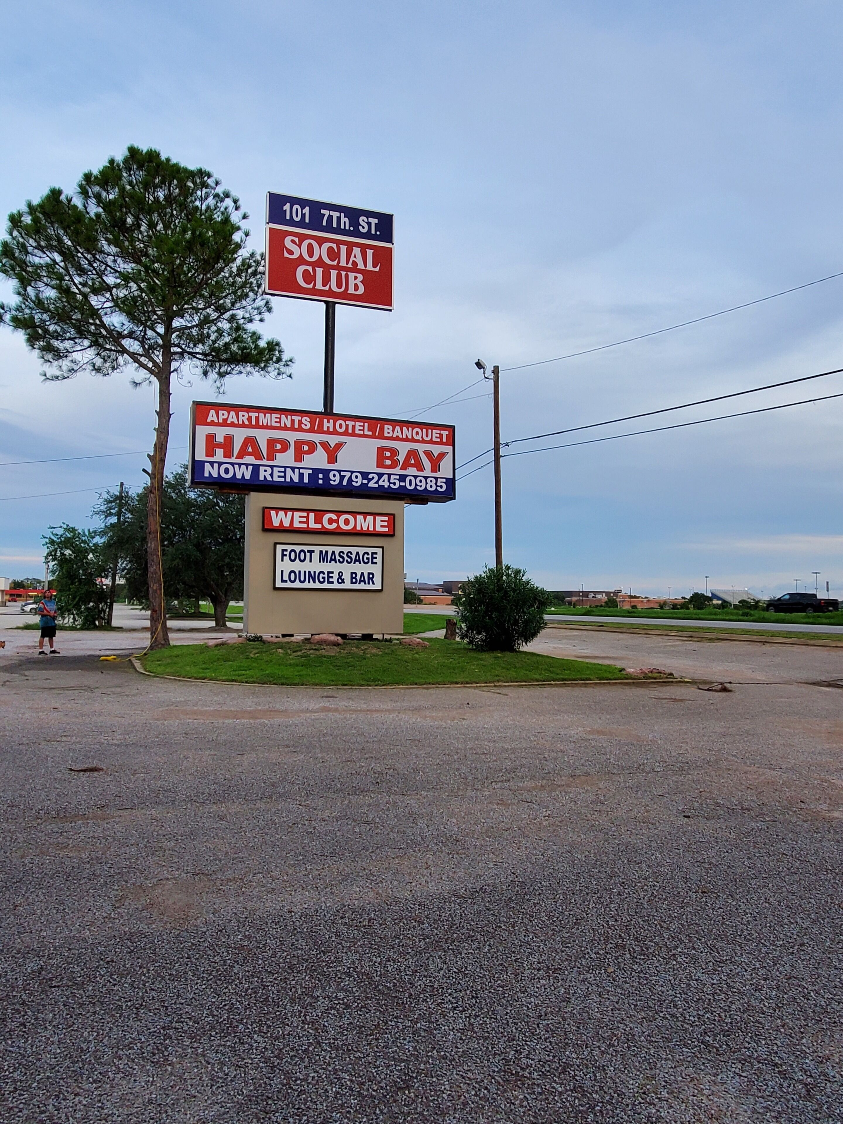 Happy Bay
