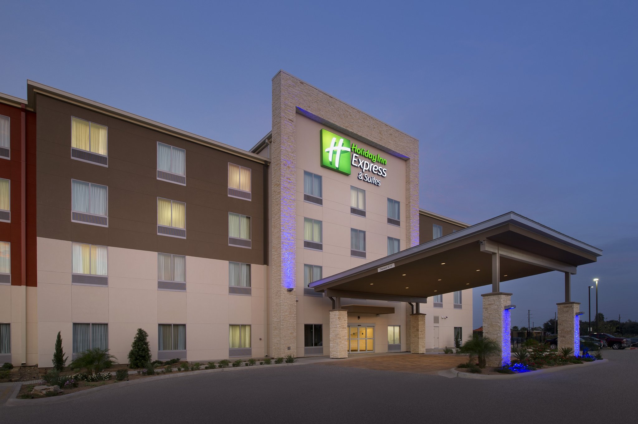 Holiday Inn Express & Suites Bay City