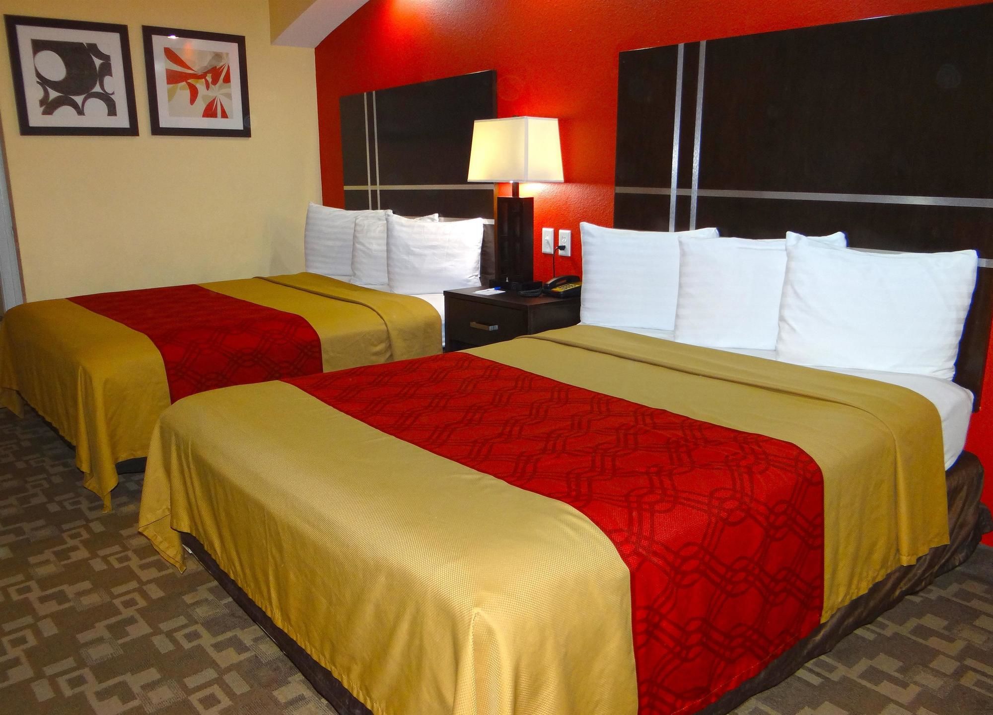 Regency Inn & Suites - Baytown