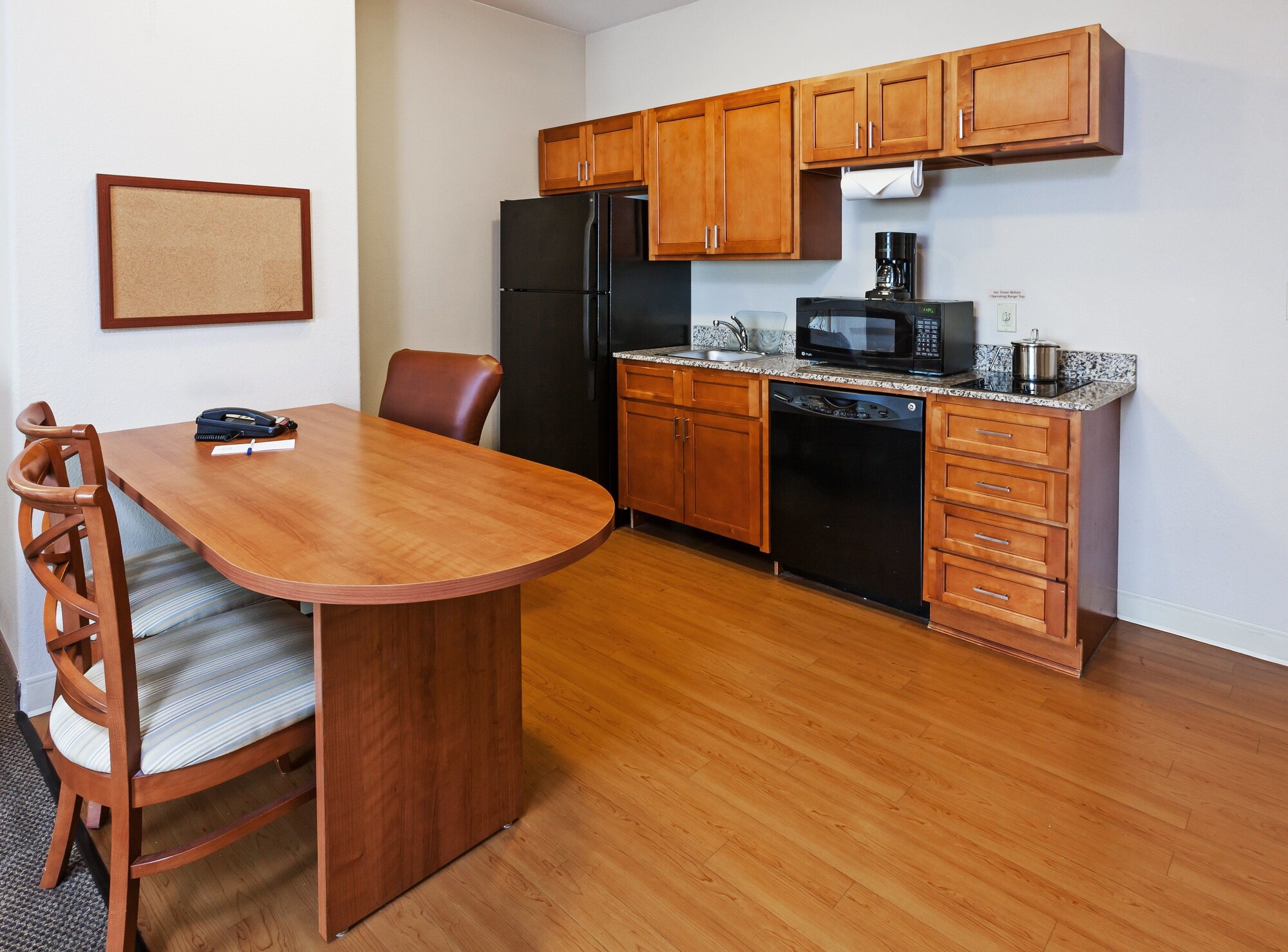 Candlewood Suites Baytown