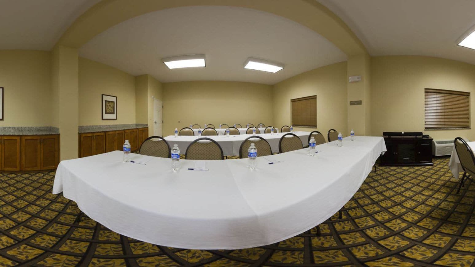 Candlewood Suites Baytown