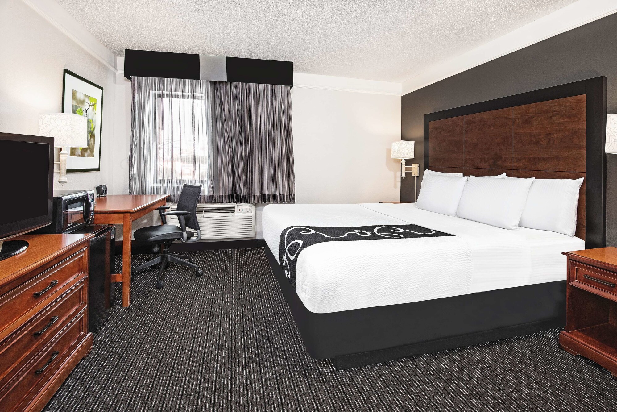 La Quinta Inn & Suites by Wyndham Houston Baytown East