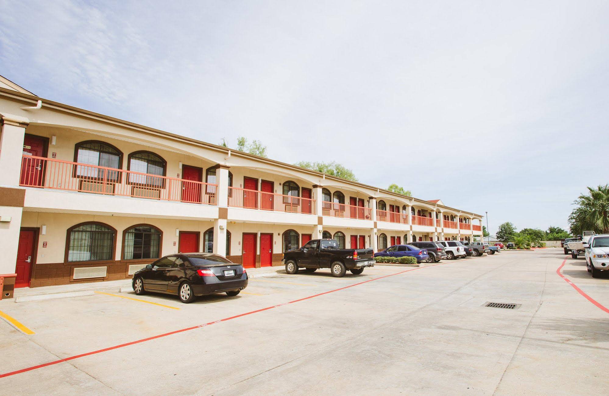 Palace Inn - Baytown I-10