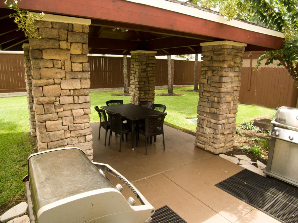 Staybridge Suites Houston East - Baytown