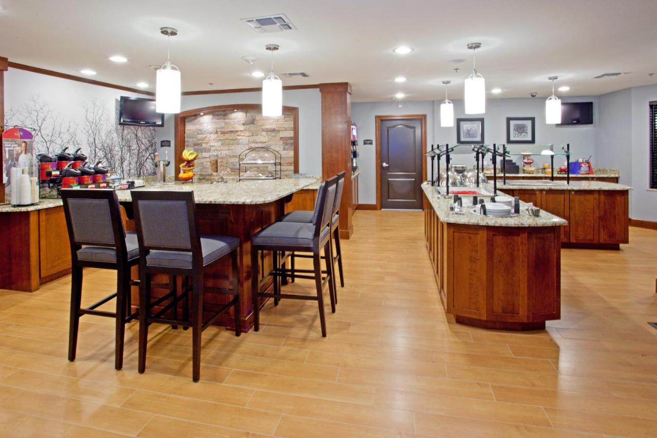 Staybridge Suites Houston East - Baytown