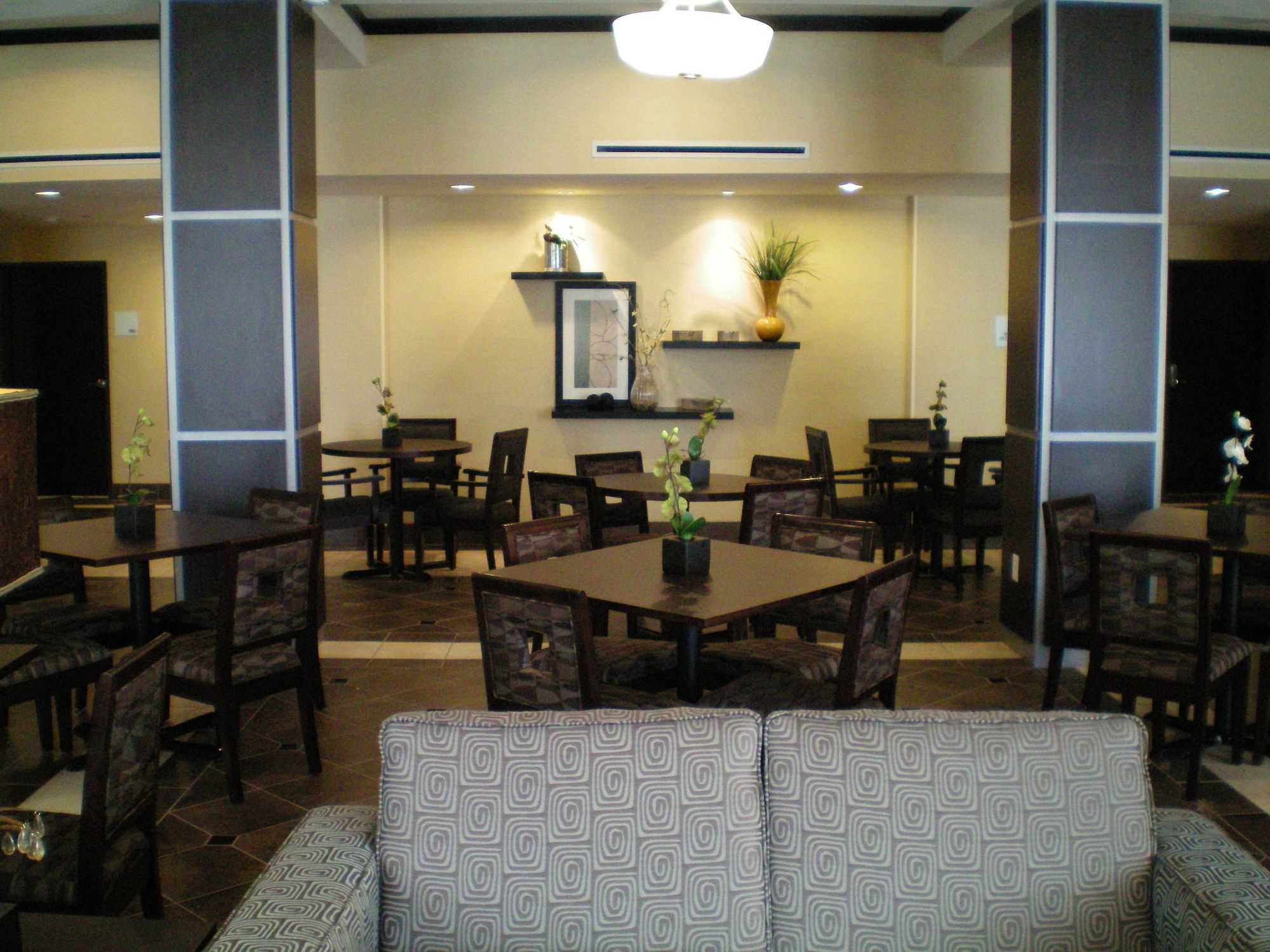 Holiday Inn Express Beaumont NW Parkdale Mall