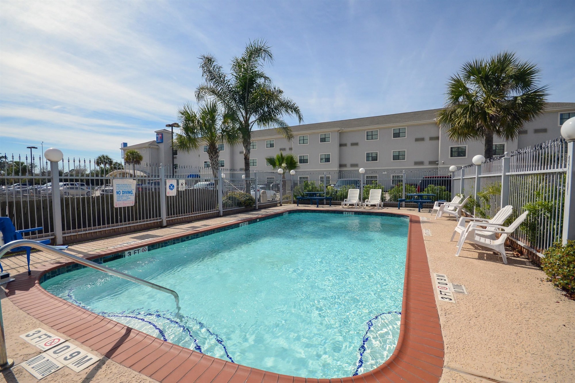 OYO Townhouse Beaumont Medical Center Area