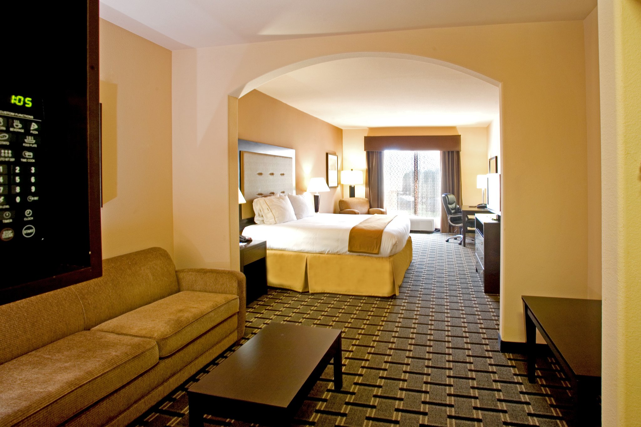 Holiday Inn Express Beeville